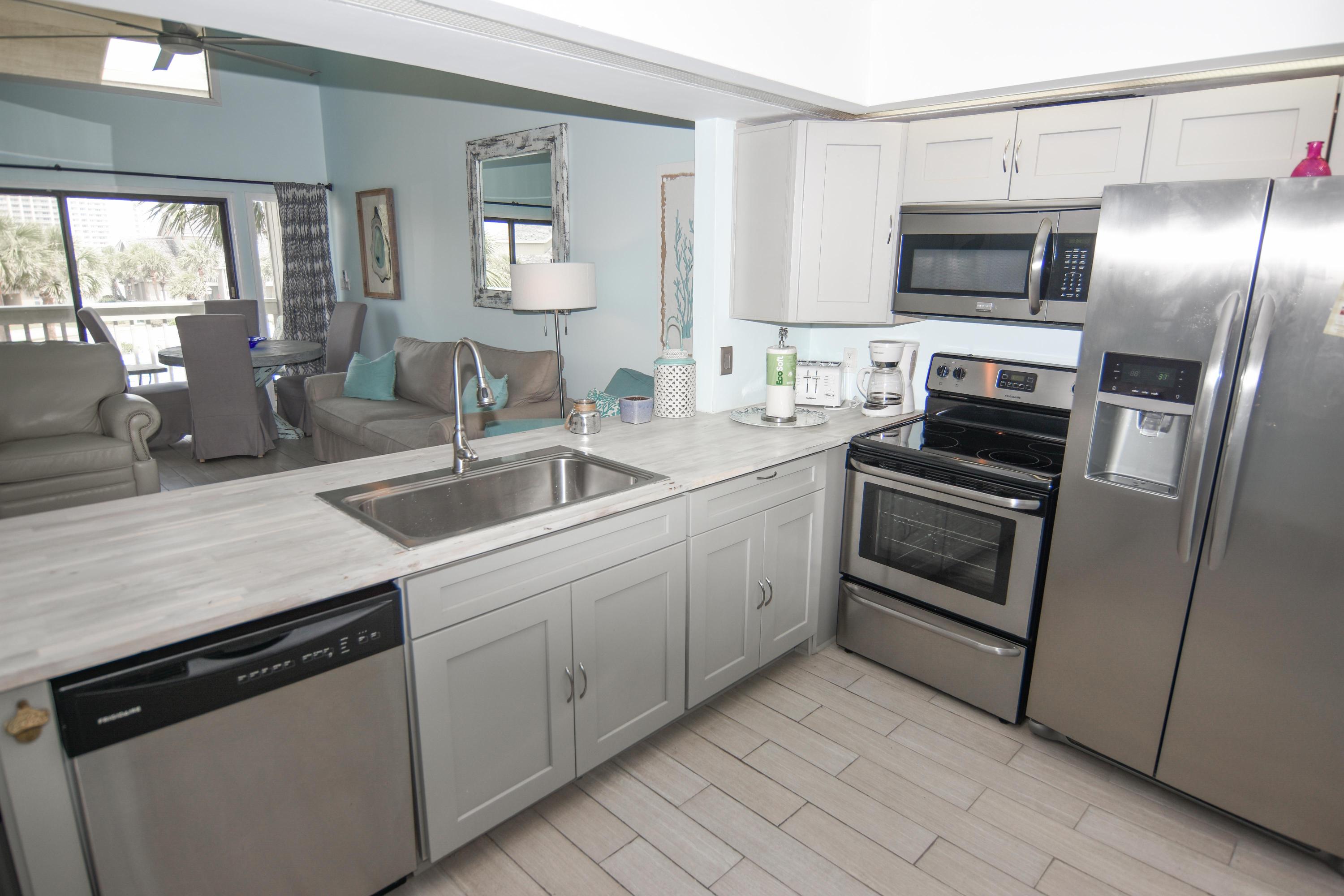 SEASCAPE CONDO PH 6A - Residential