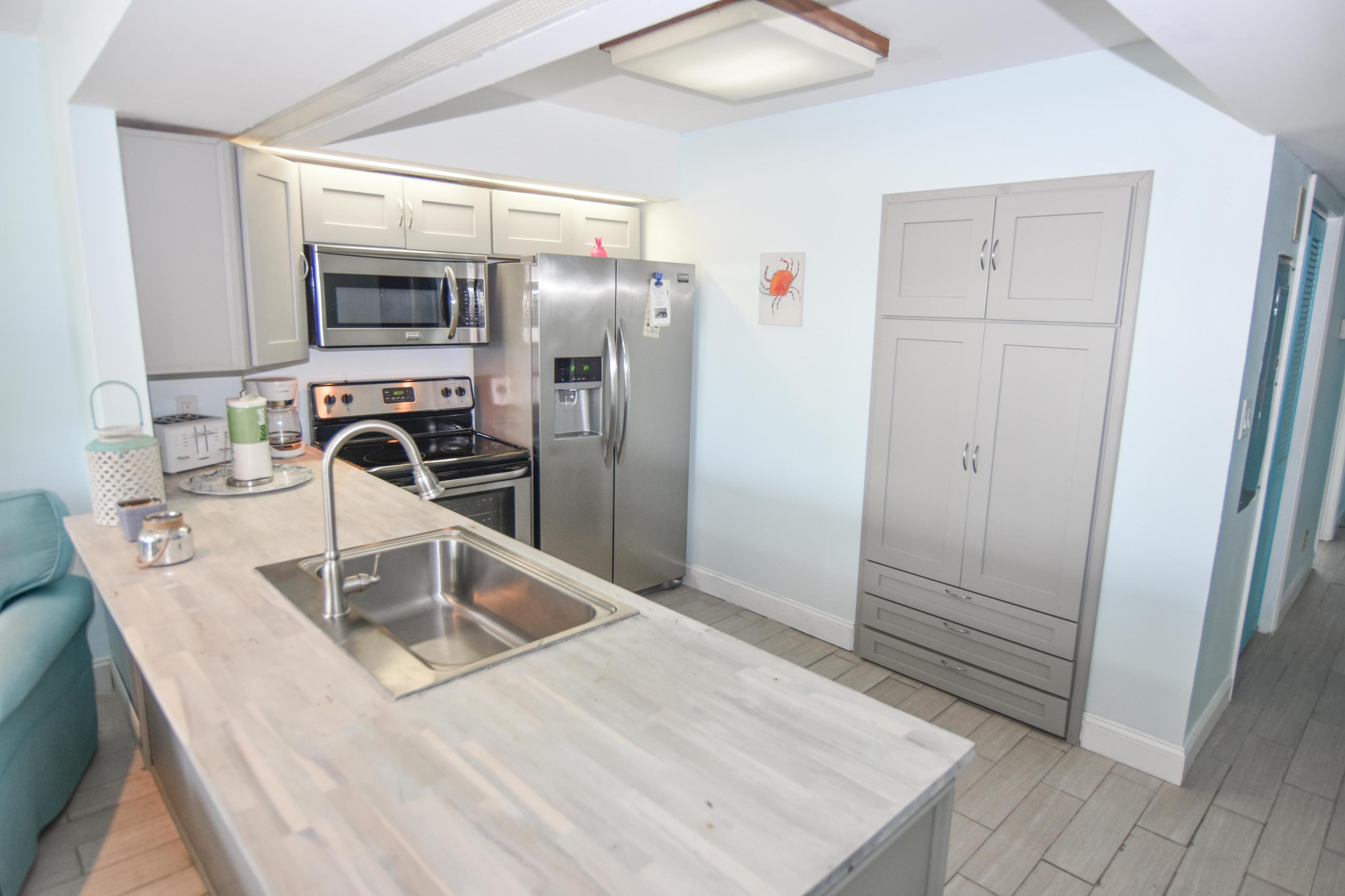SEASCAPE CONDO PH 6A - Residential