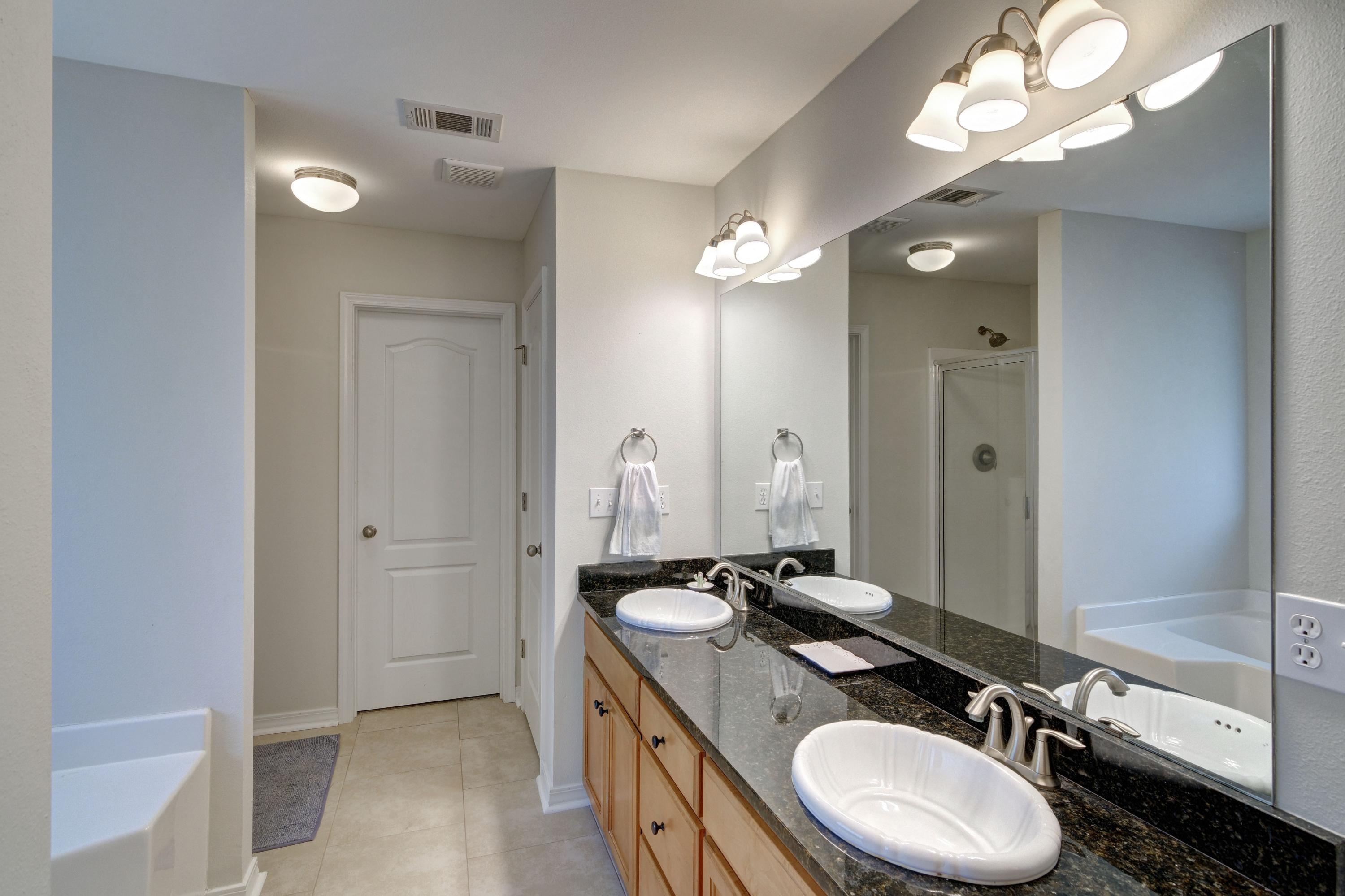 SUMMERSET ESTATES - Residential