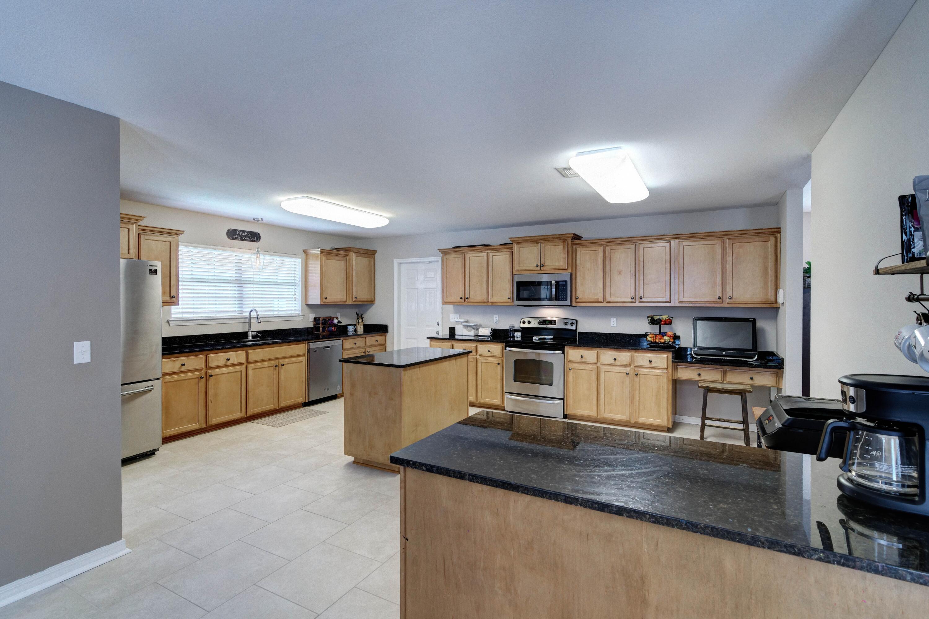 SUMMERSET ESTATES - Residential