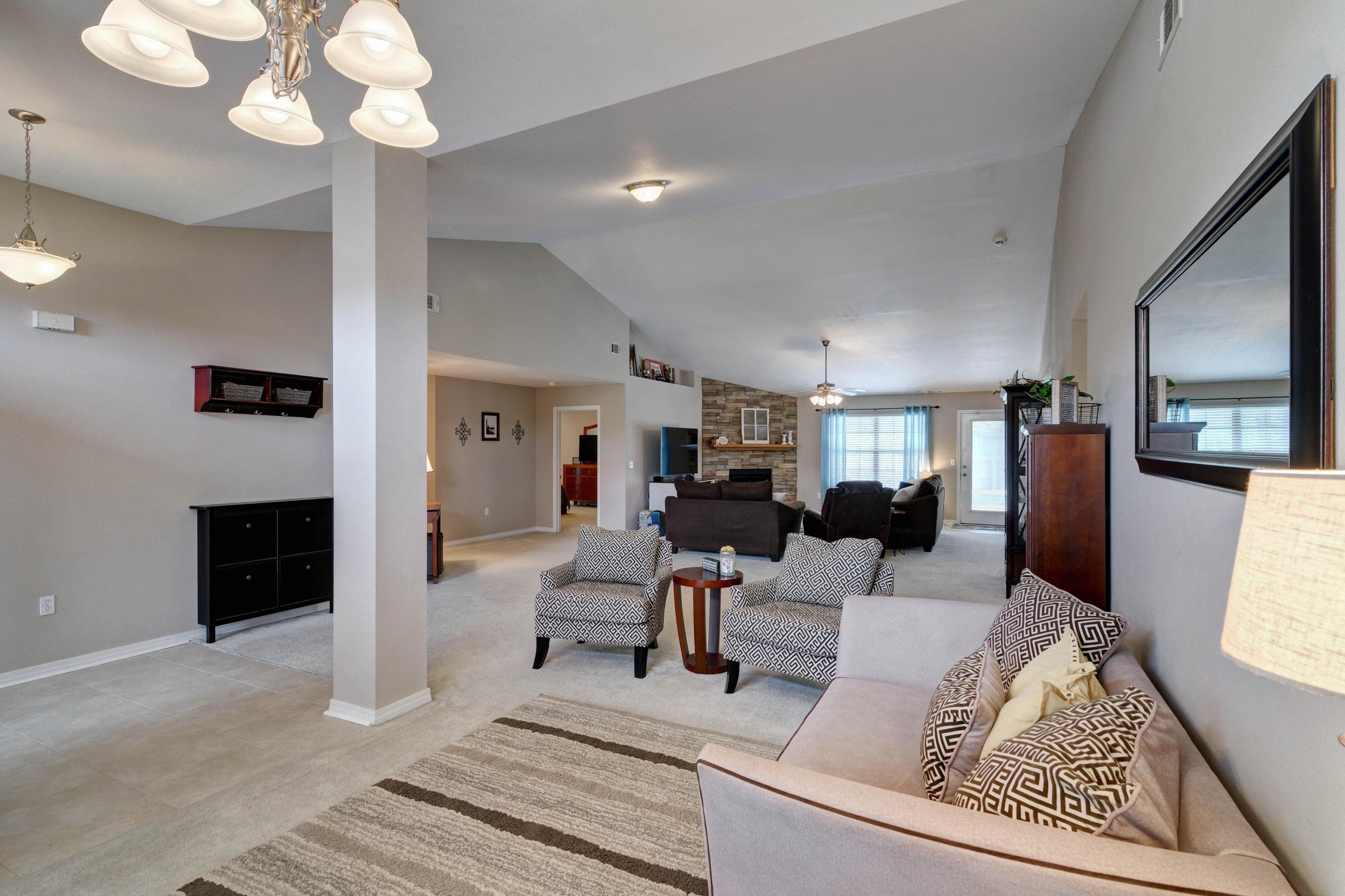 SUMMERSET ESTATES - Residential