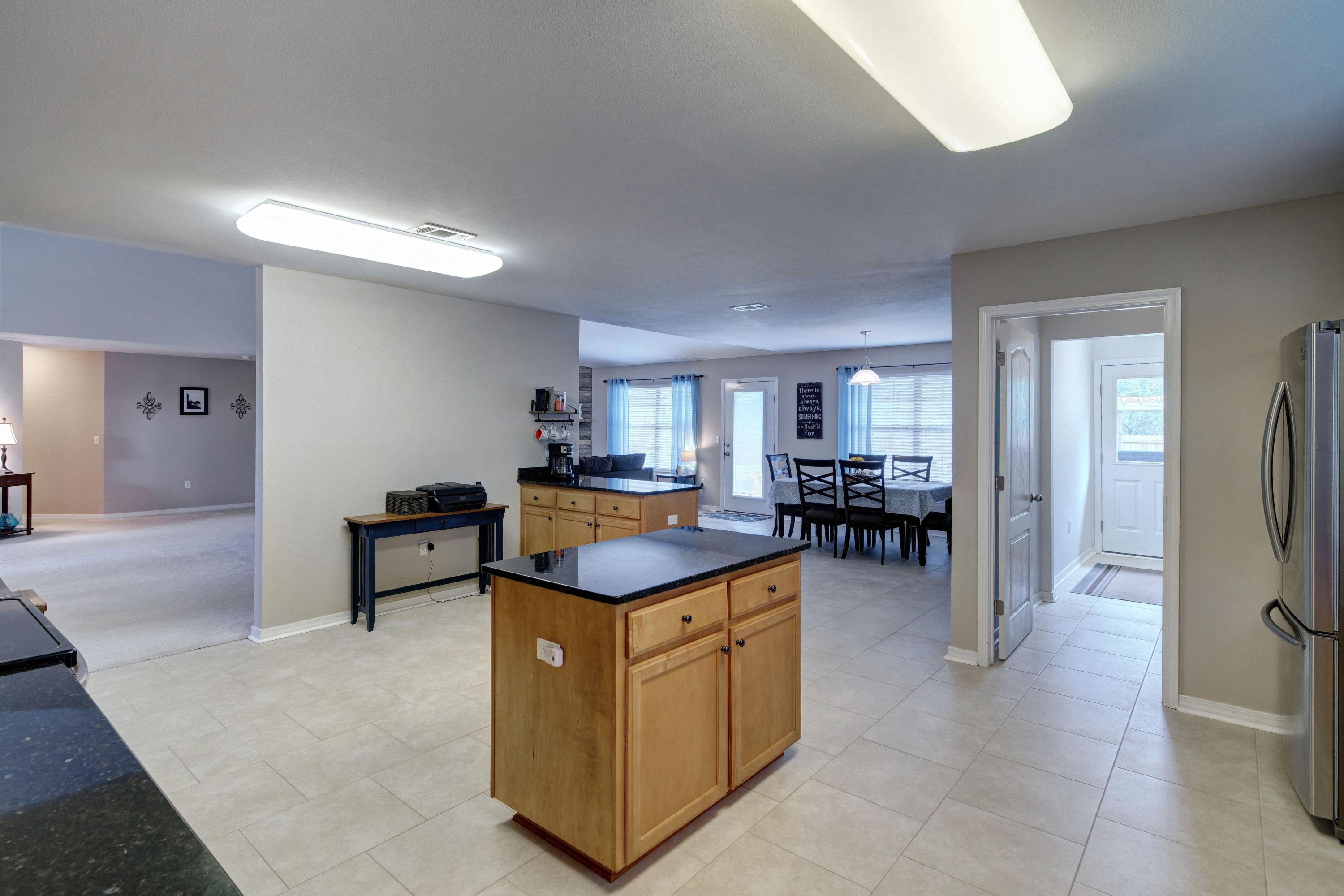 SUMMERSET ESTATES - Residential
