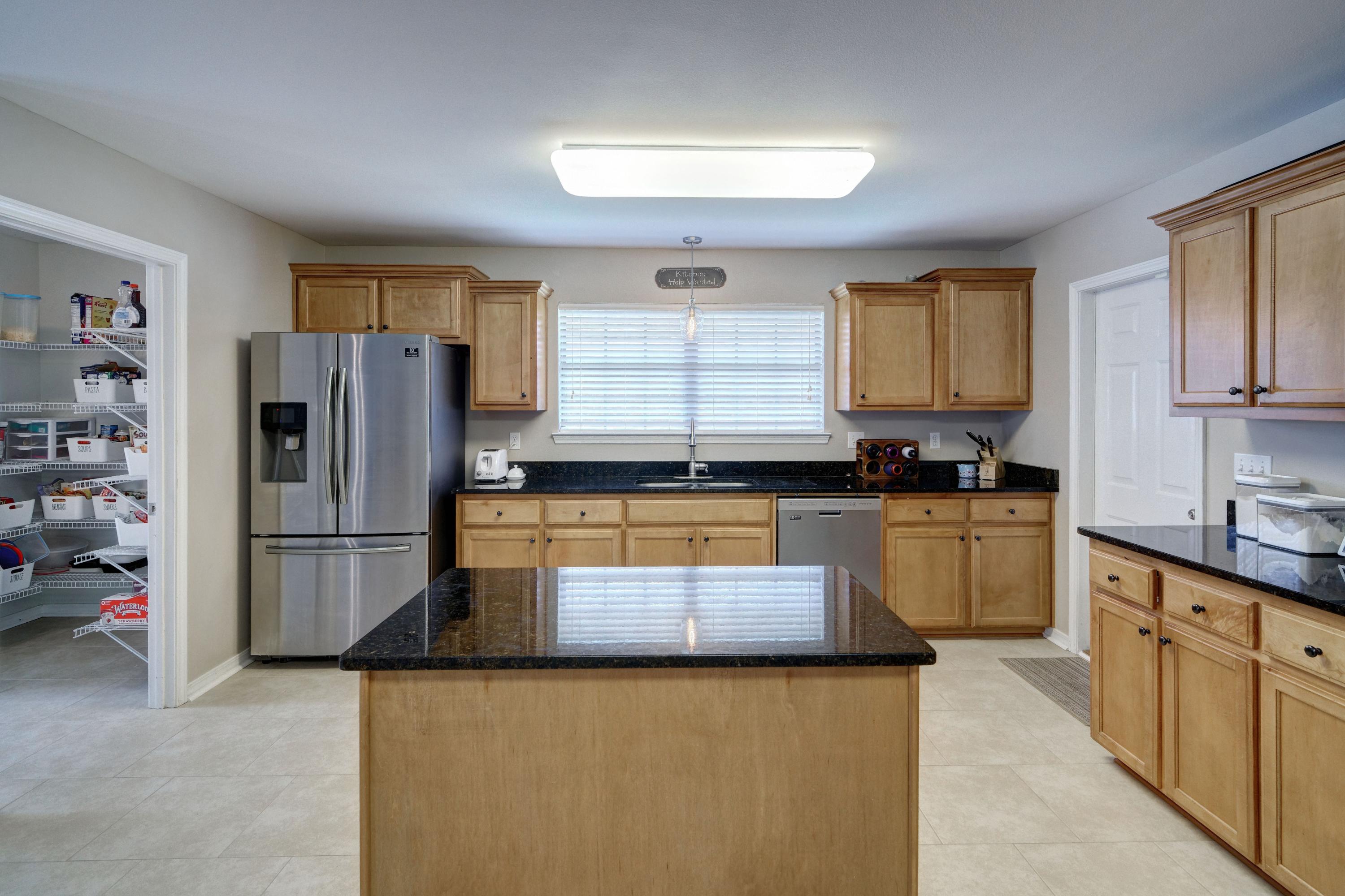 SUMMERSET ESTATES - Residential