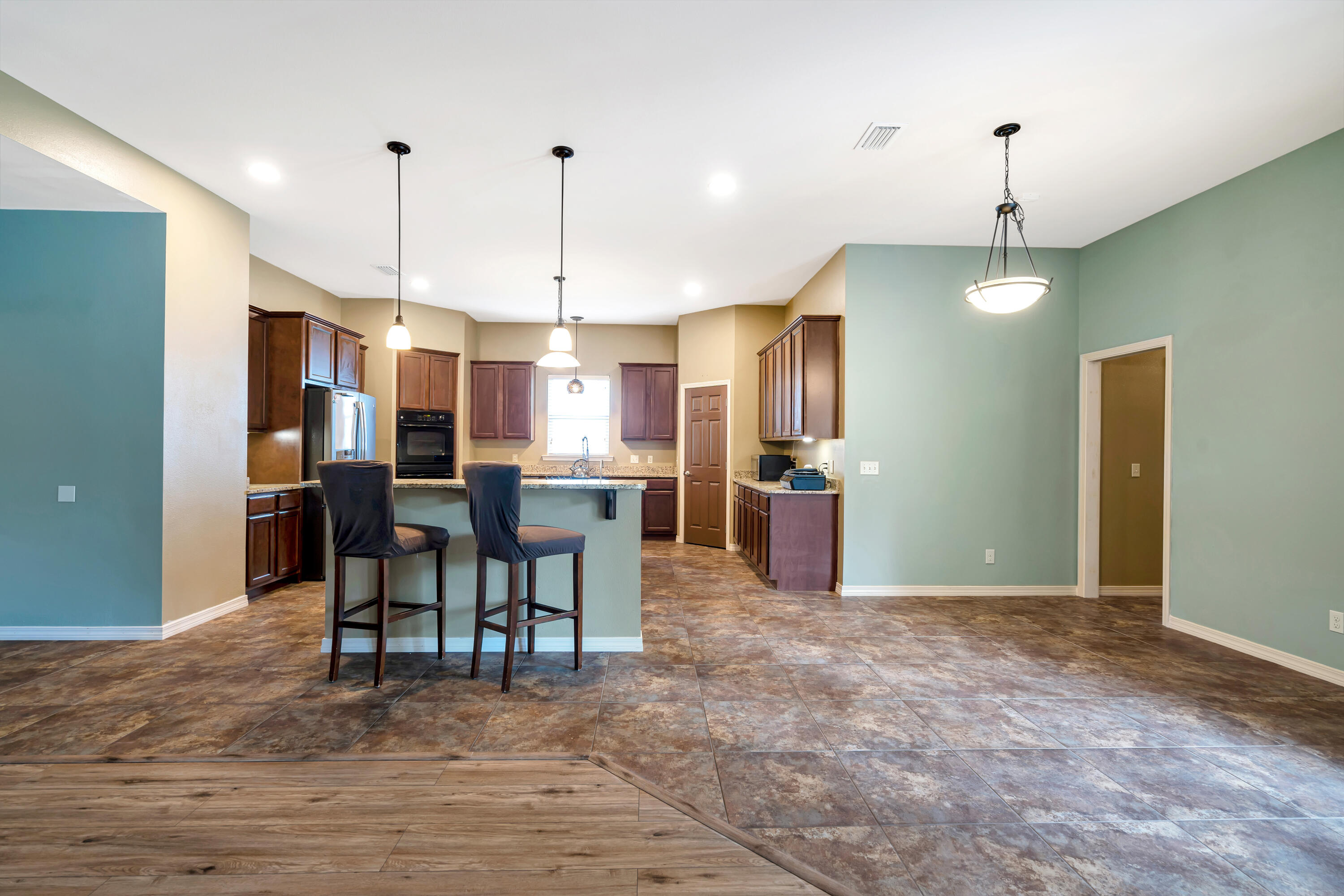 PELICAN BAY S/D - Residential