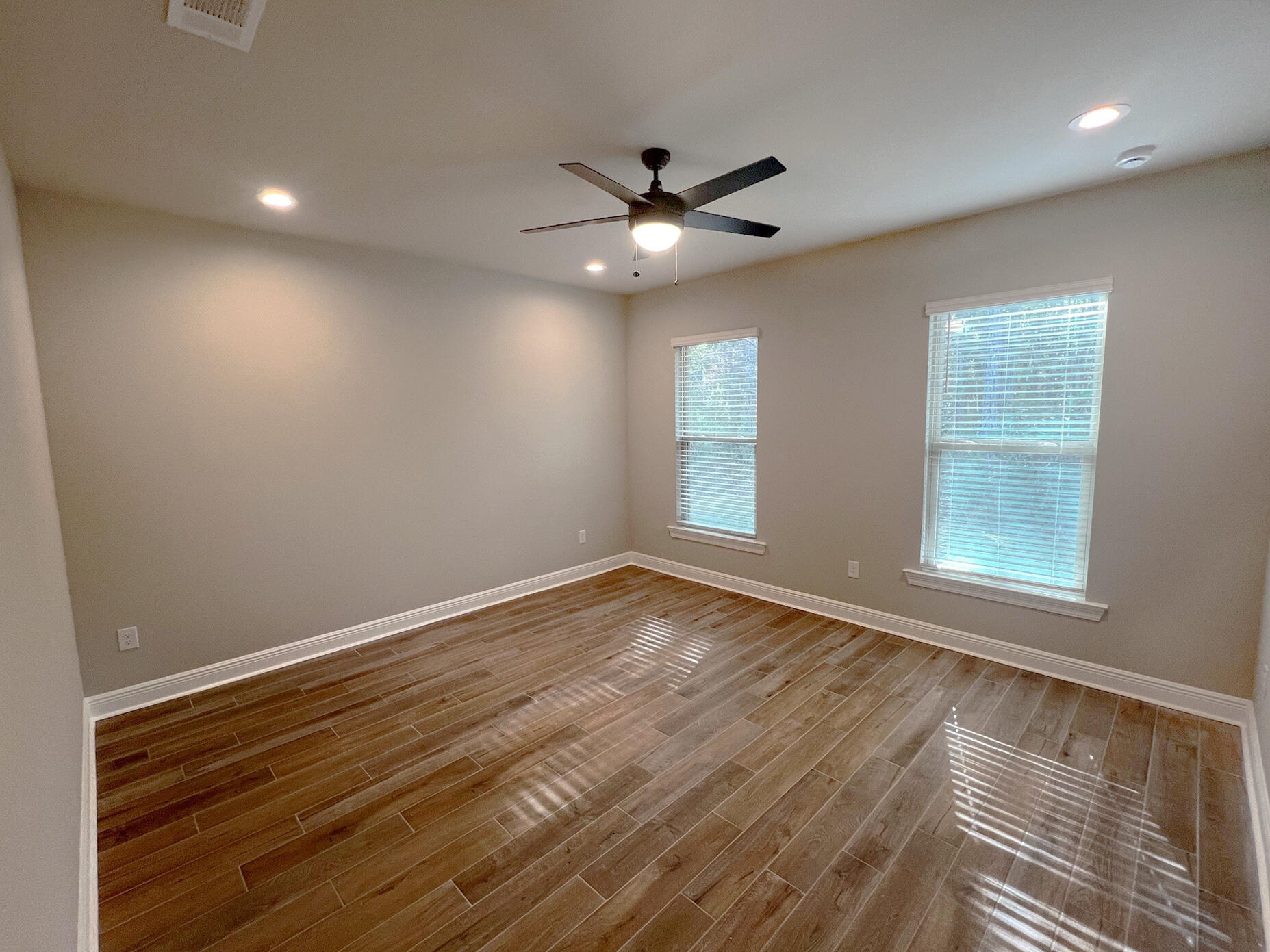 HAMMOCK BAY - MOONSWEPT - Residential