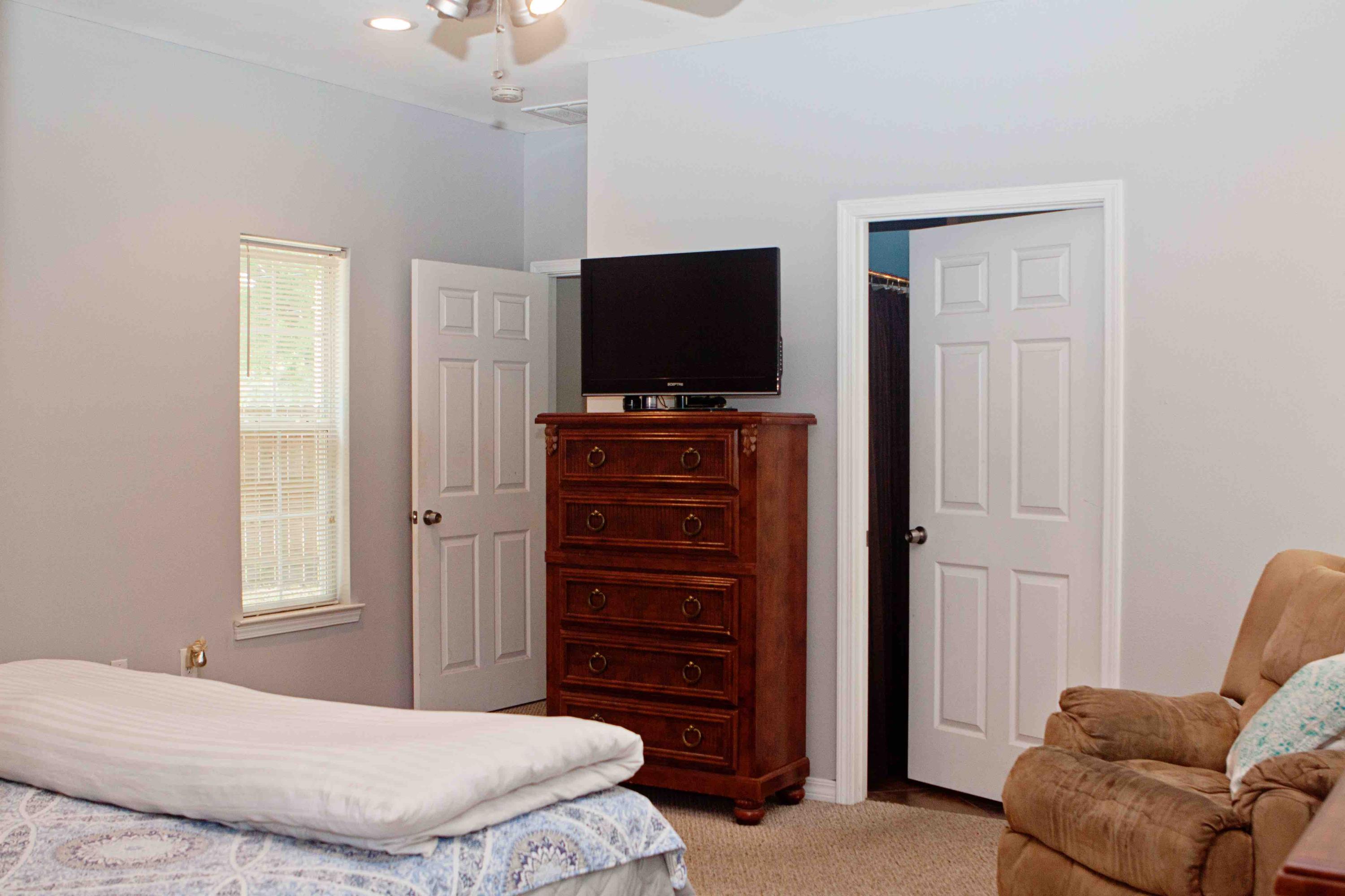 PARK PLACE 3RD ADDN - Residential Lease