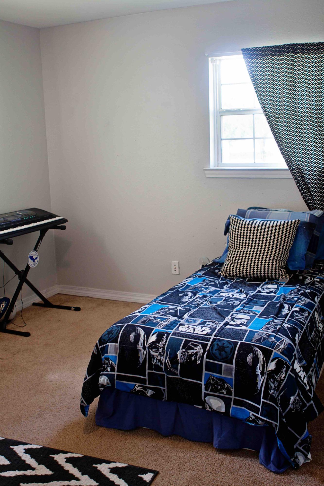 PARK PLACE 3RD ADDN - Residential Lease