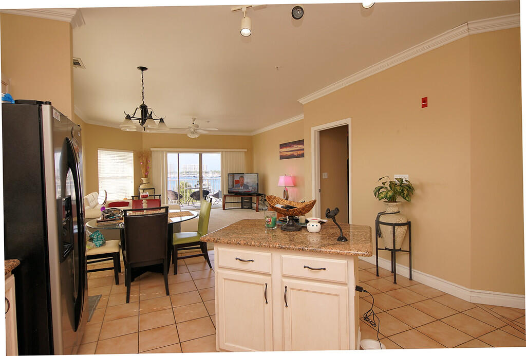 BARATARIA CONDO - Residential