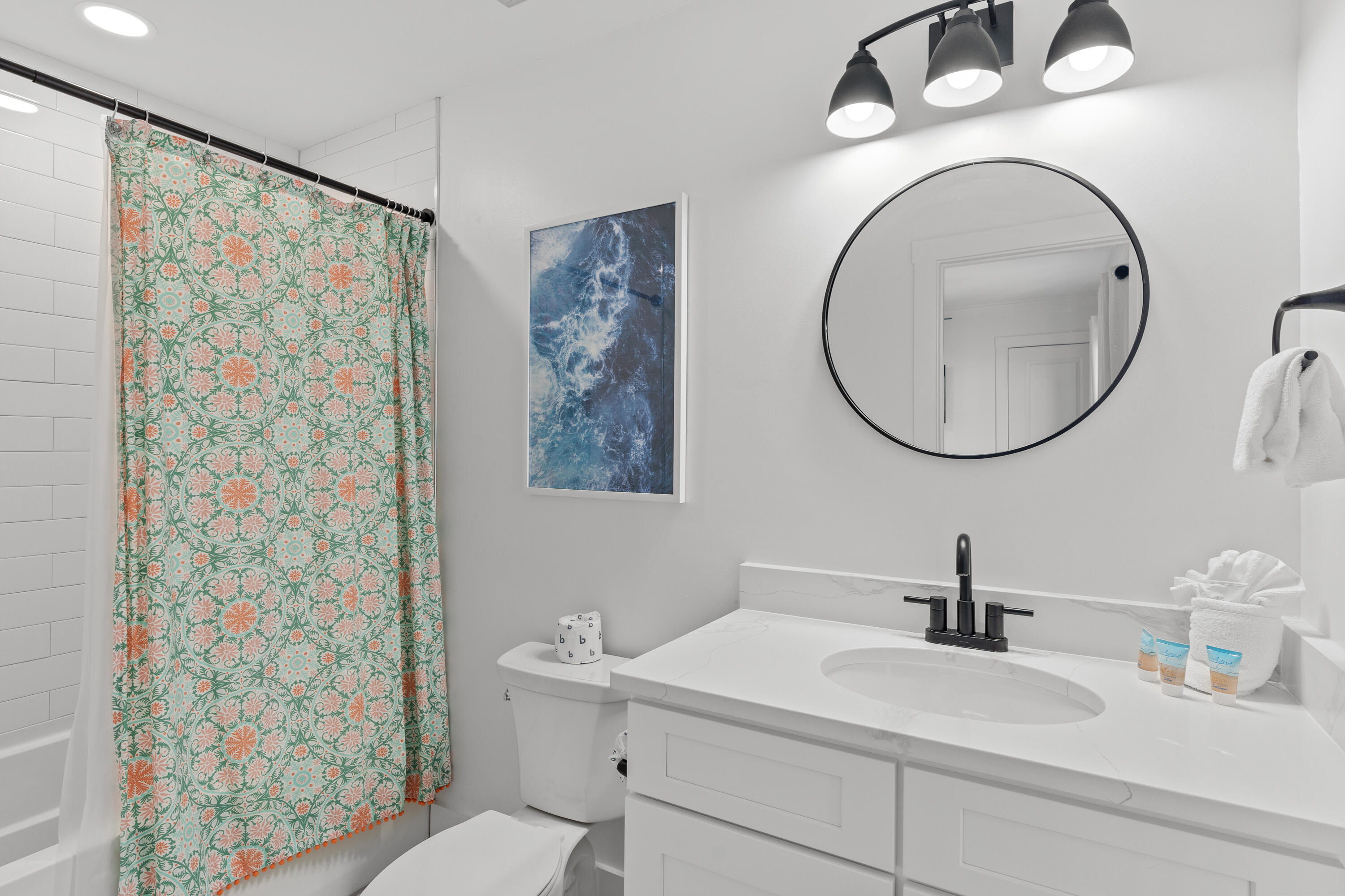 LAGUNA POINT CONDO - Residential