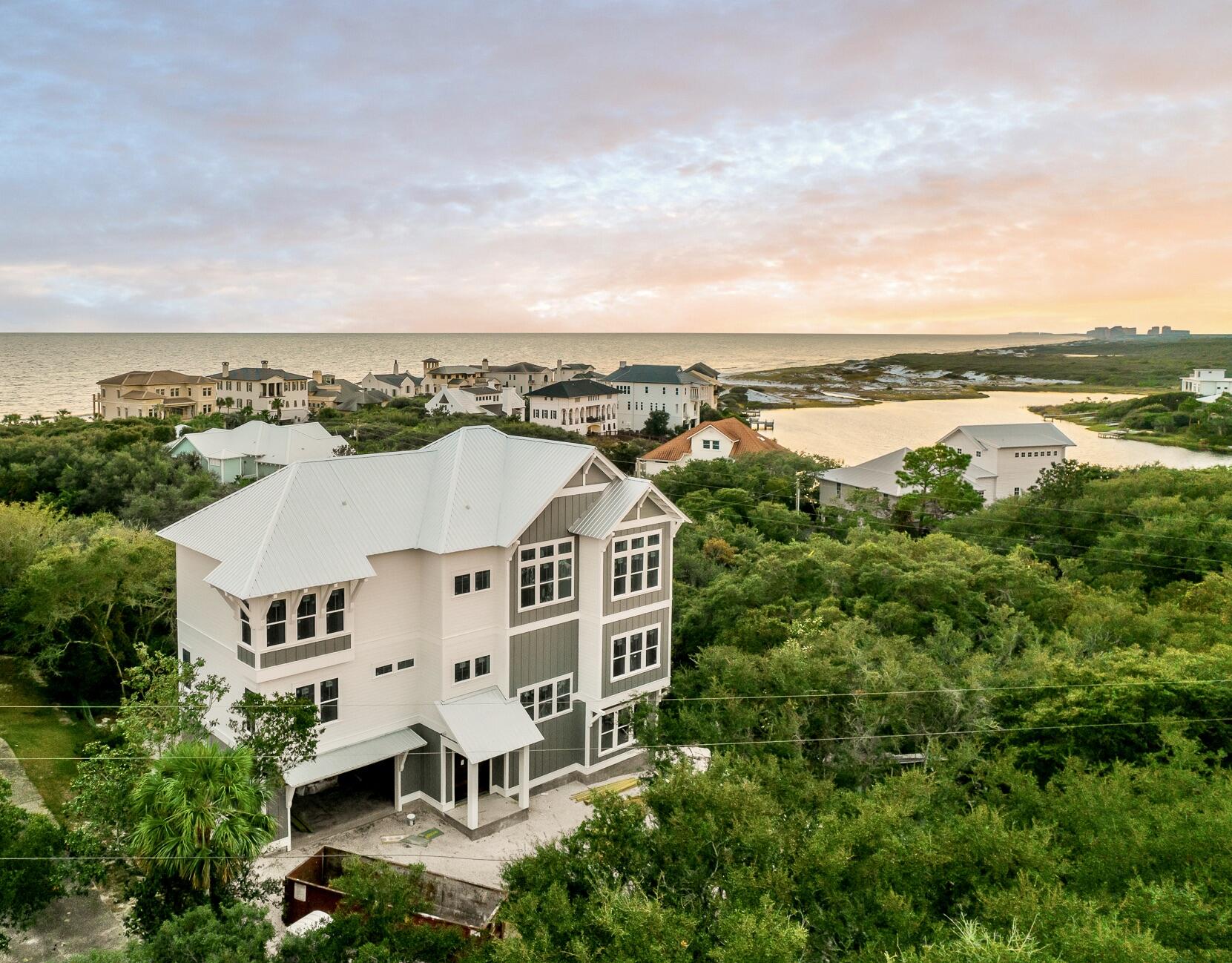 BEACH HIGHLANDS - Residential