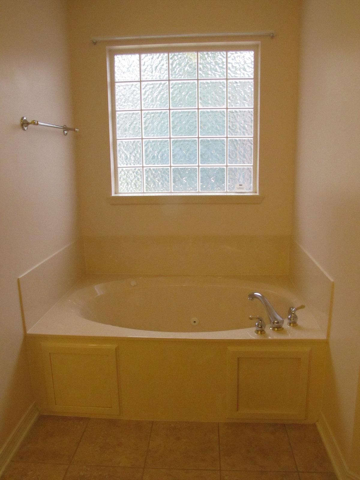 SILVER OAKS PH 2 - Residential Lease