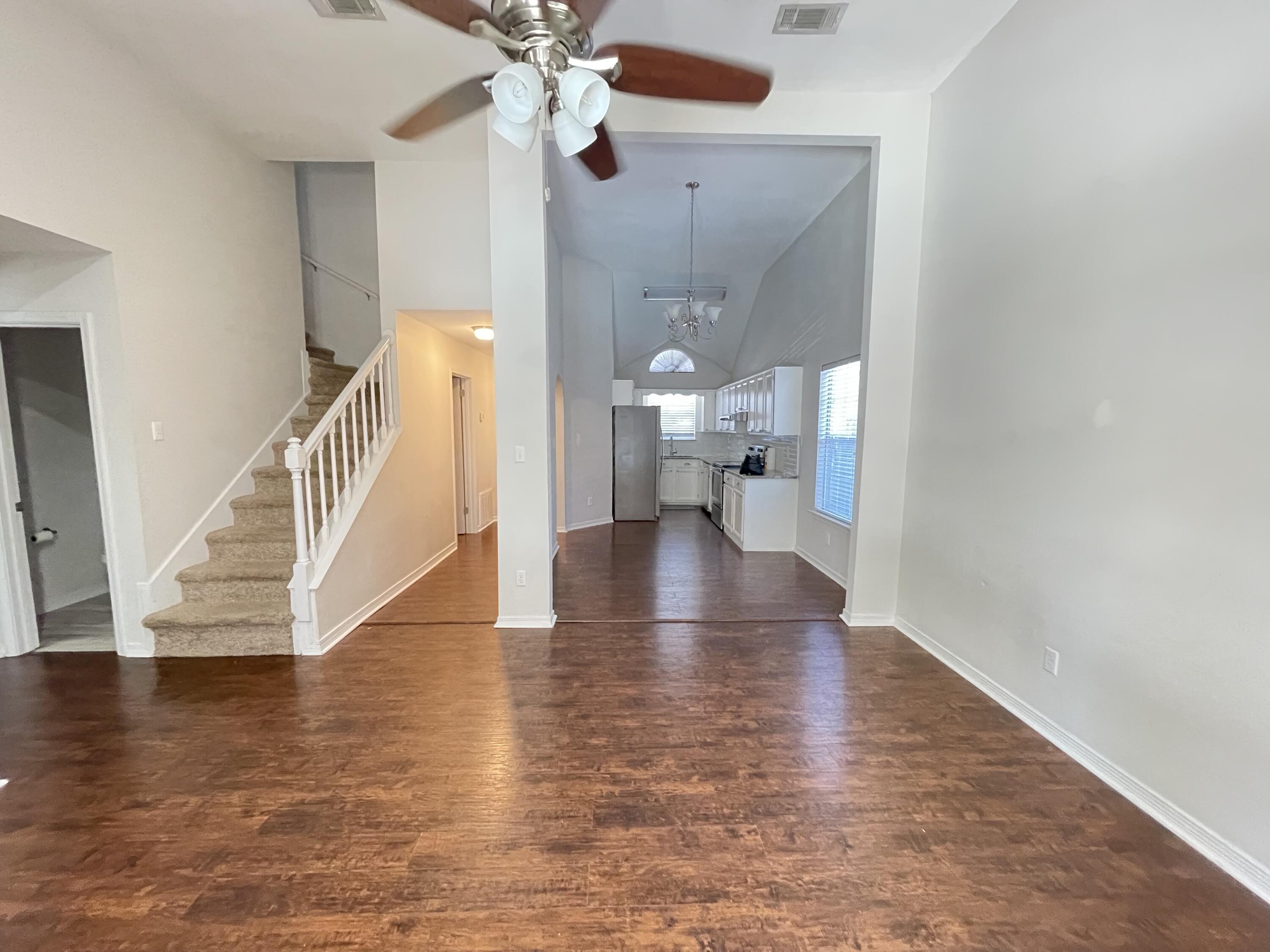 OAKLAND MANOR I LOT 1 & PORTION OF VACATED - Residential Lease
