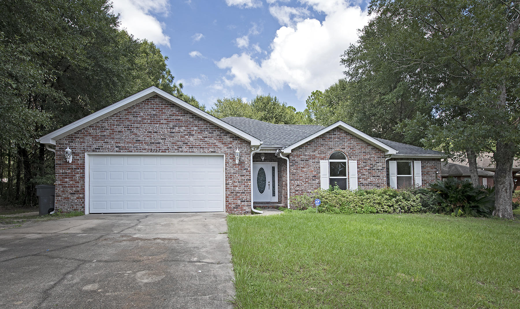 SPRING HOLLOW ESTATES - Residential