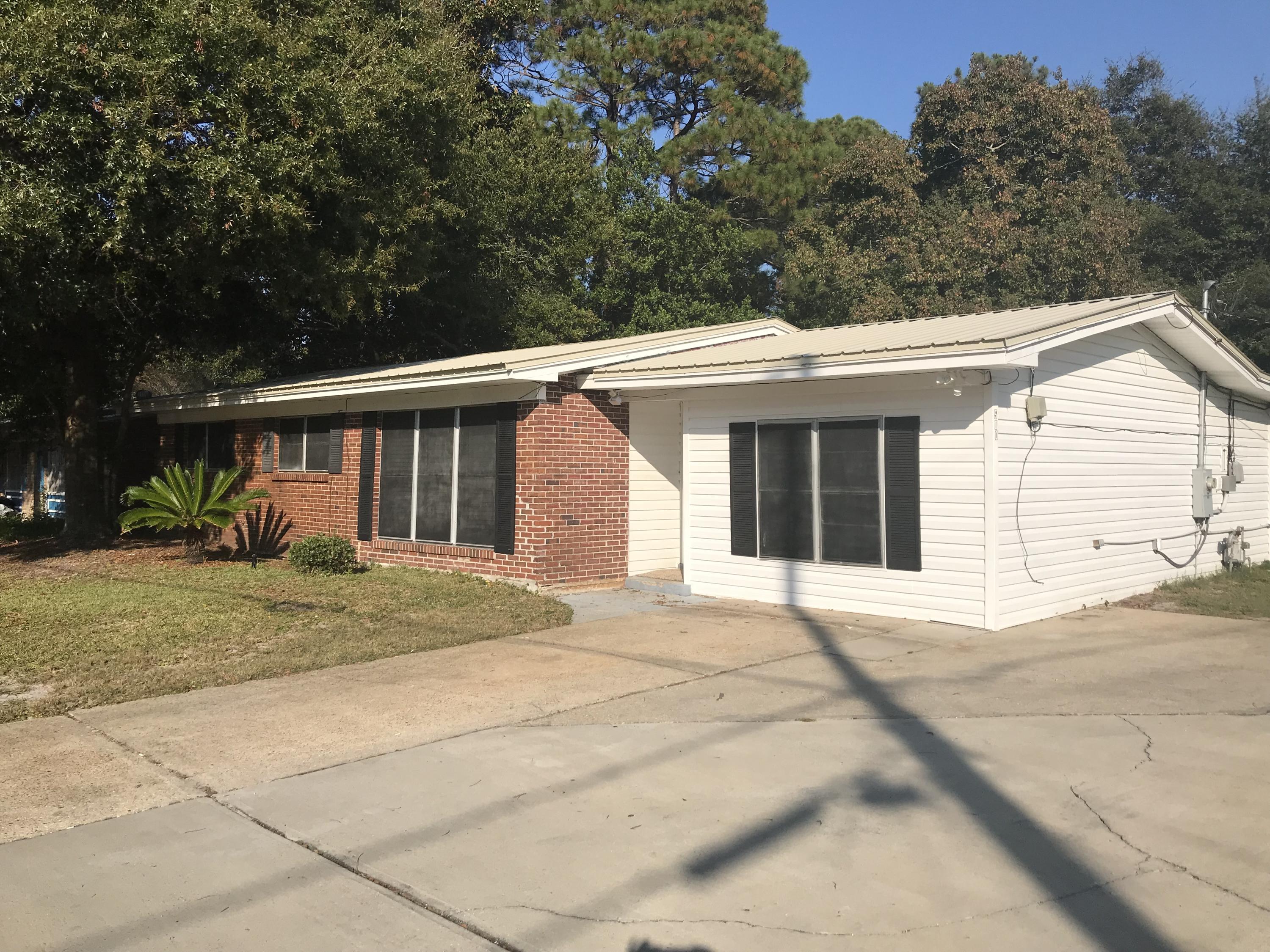 GARNIERS BEACH 6TH - Residential Lease