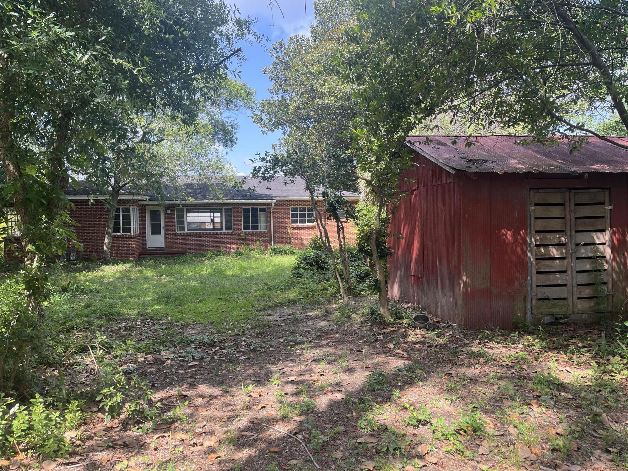 Crestview, Lots 3 & 4 Blk 36 - Residential
