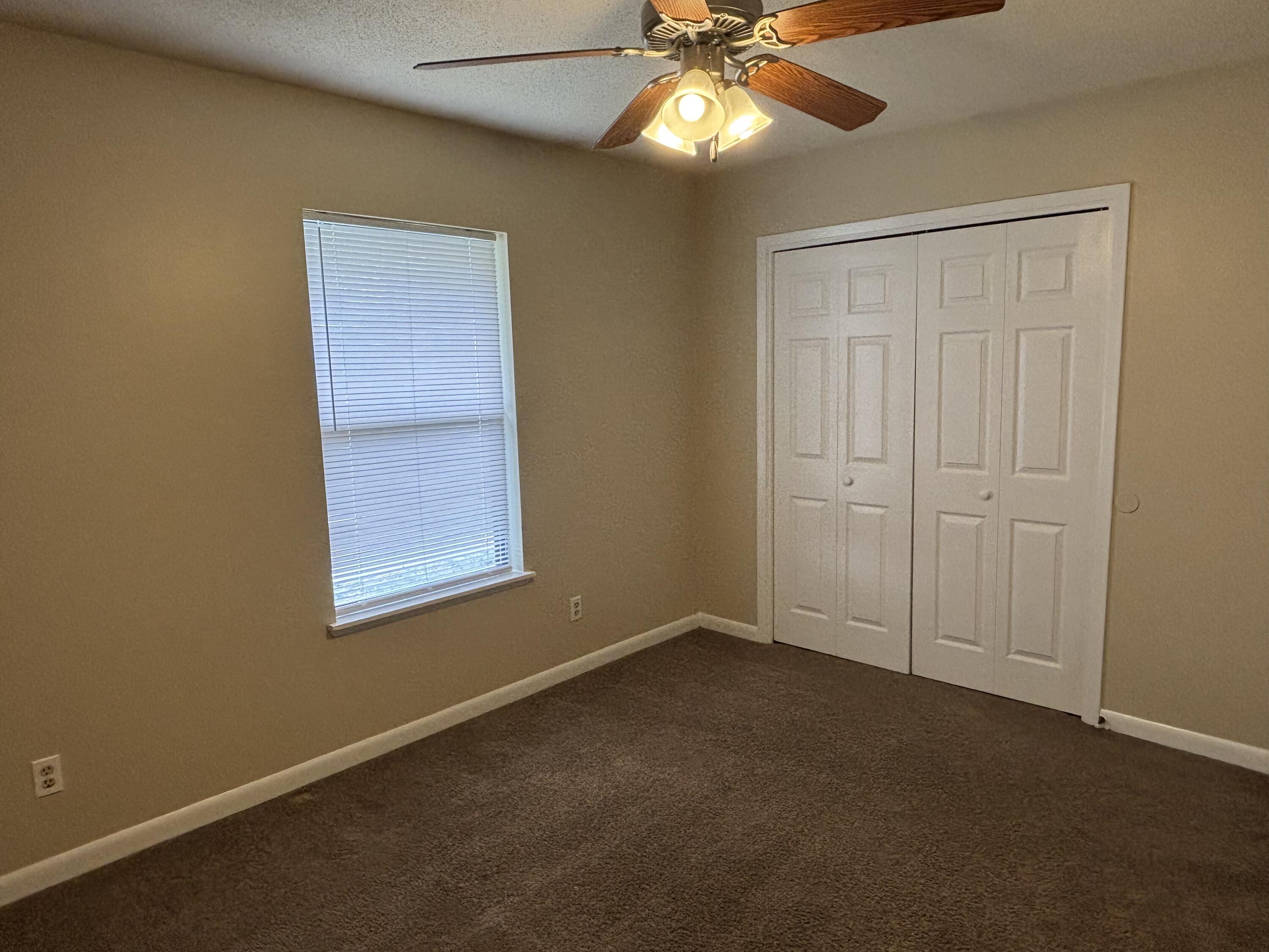 SQUIRREL HAVEN UNREC - Residential Lease