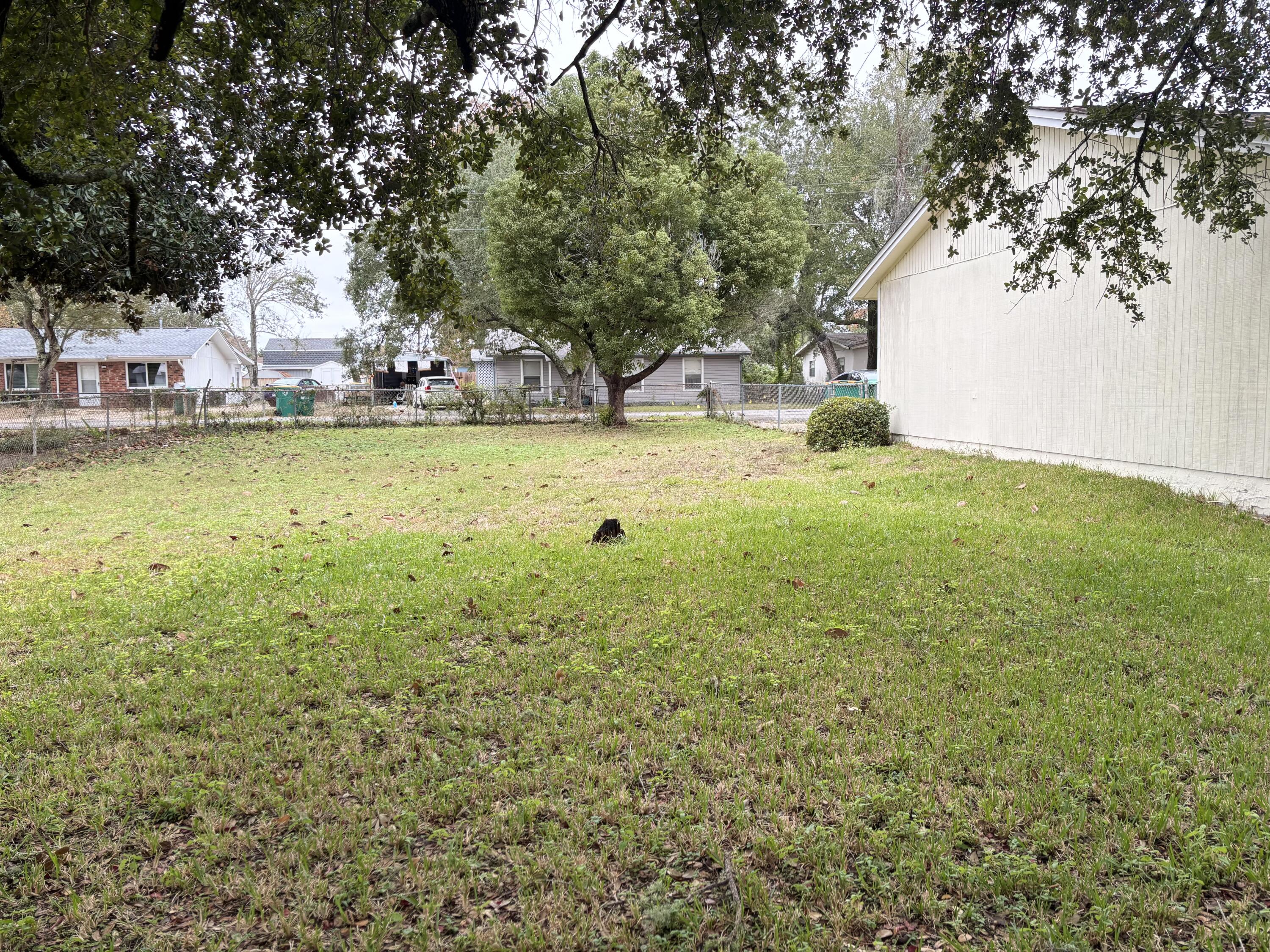 SQUIRREL HAVEN UNREC - Residential Lease