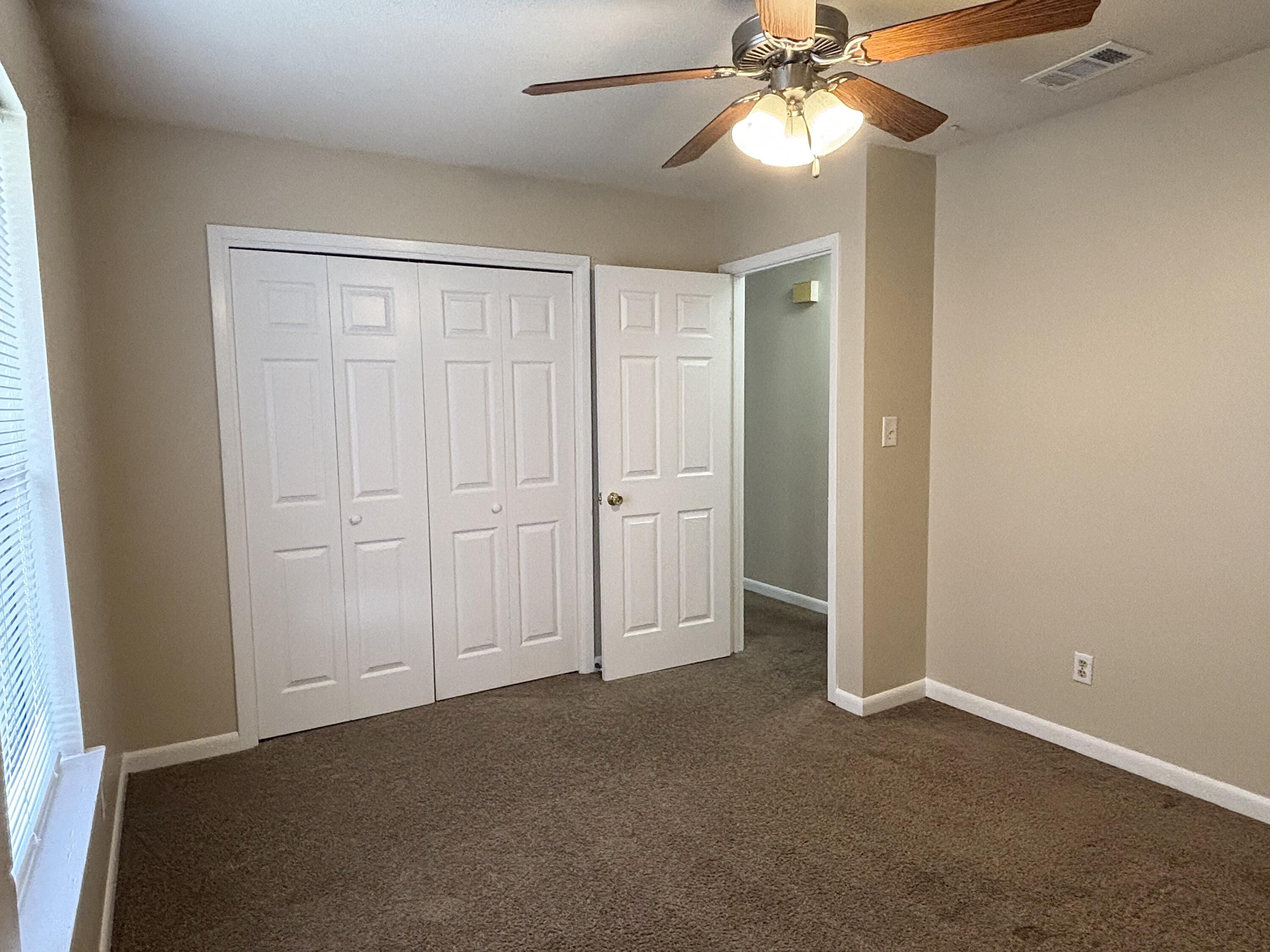 SQUIRREL HAVEN UNREC - Residential Lease