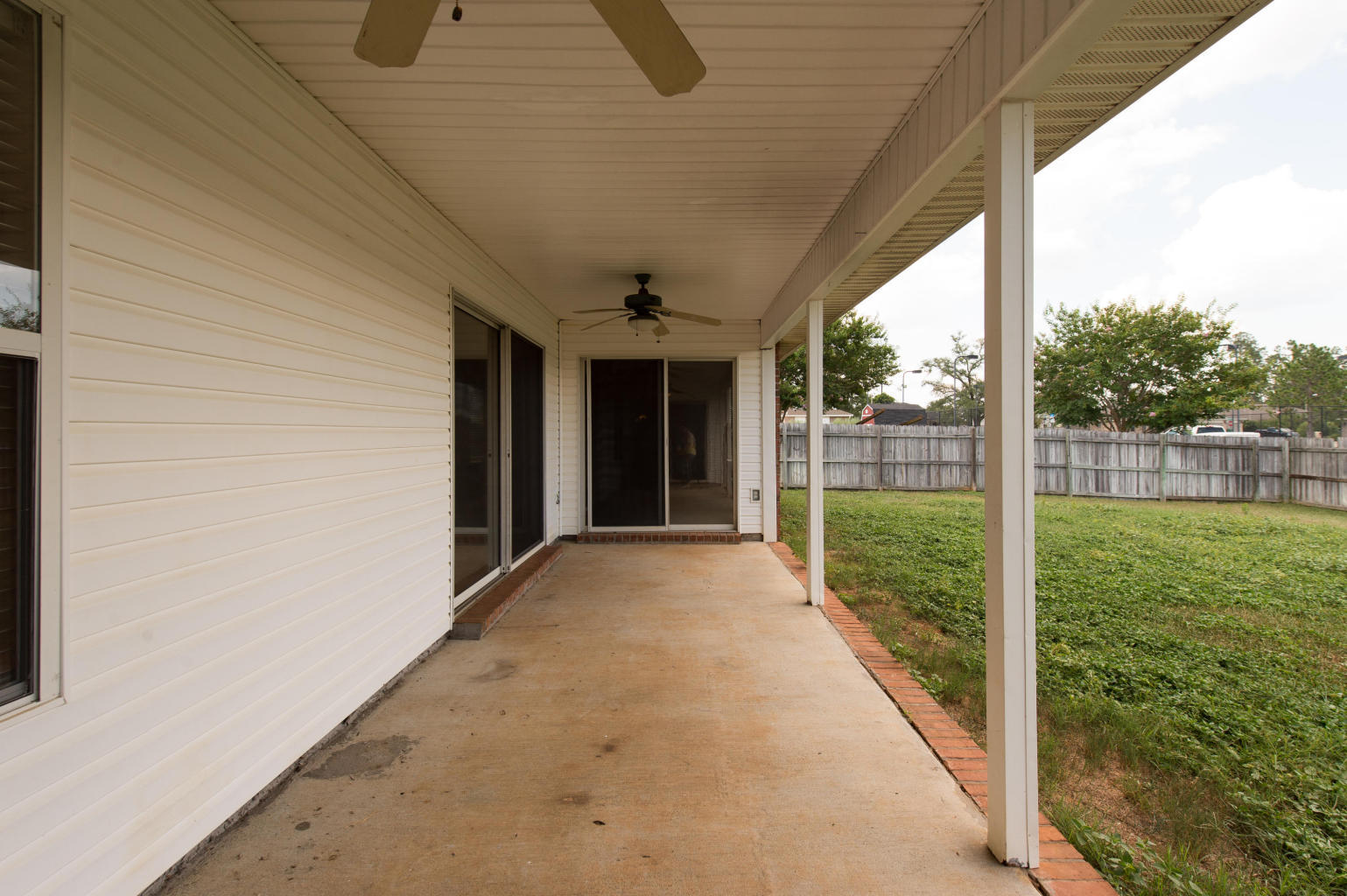 BROOKE ESTATES PH I - Residential Lease