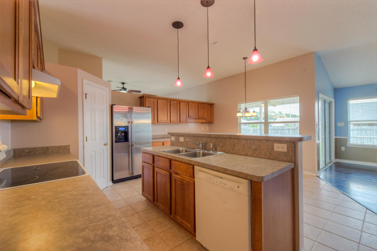 BROOKE ESTATES PH I - Residential Lease