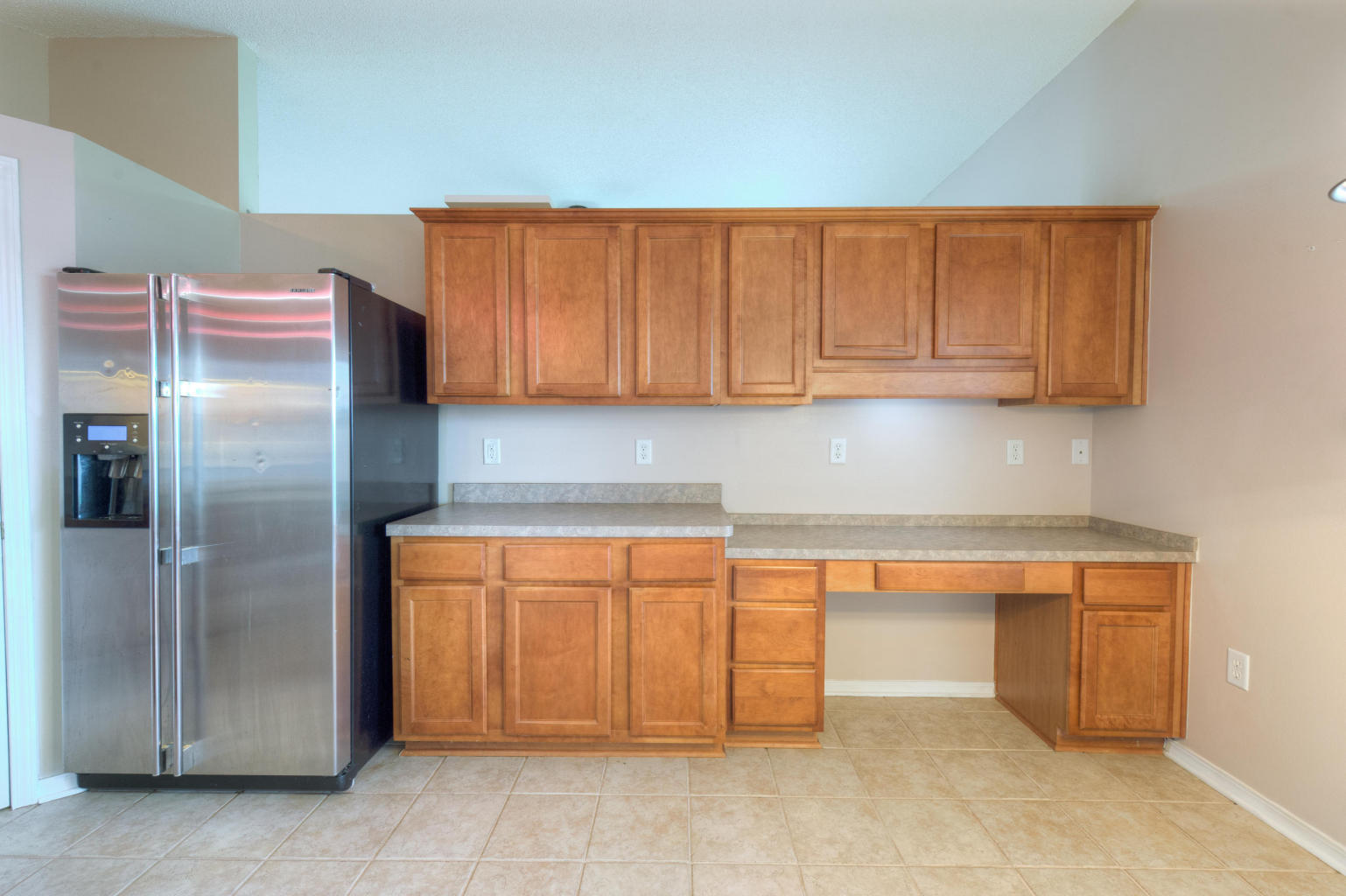 BROOKE ESTATES PH I - Residential Lease
