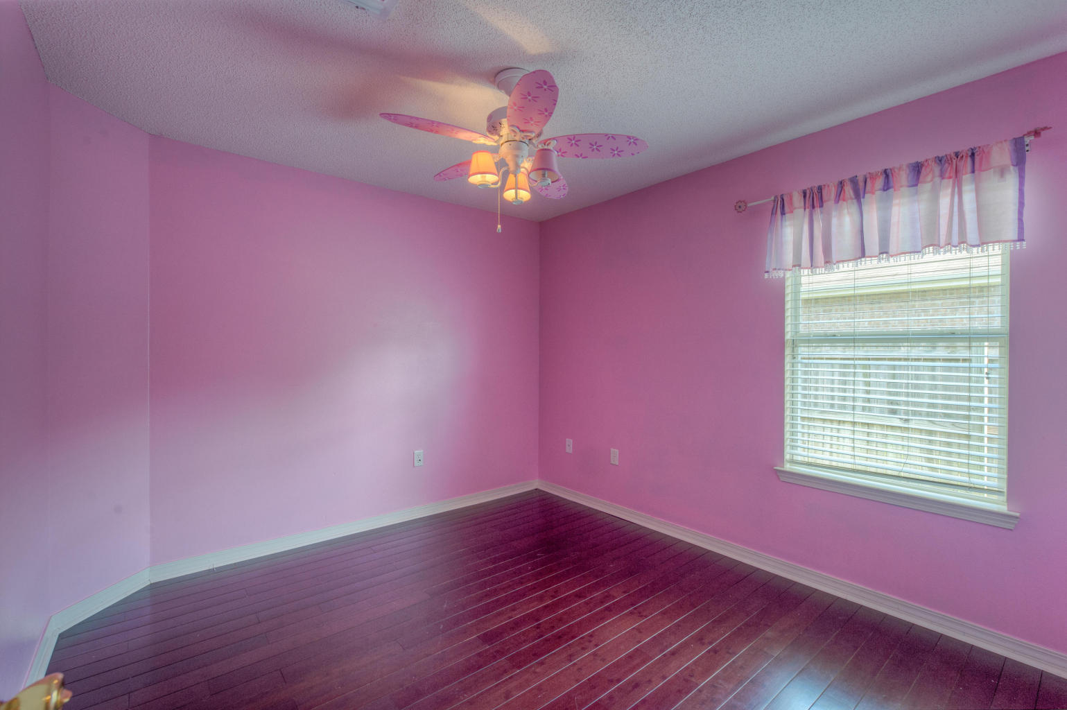 BROOKE ESTATES PH I - Residential Lease