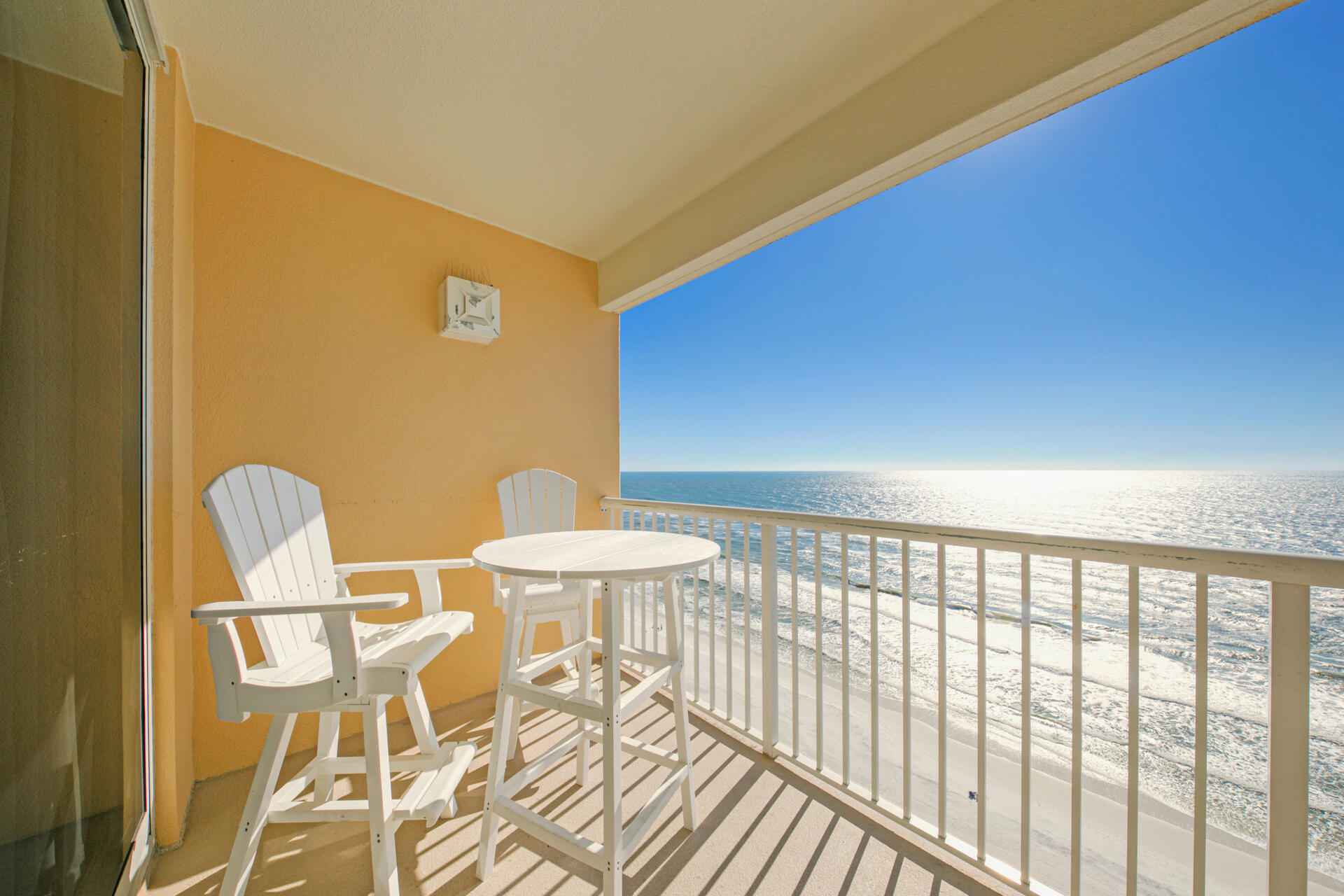 MAJESTIC BEACH TOWERS II - Residential