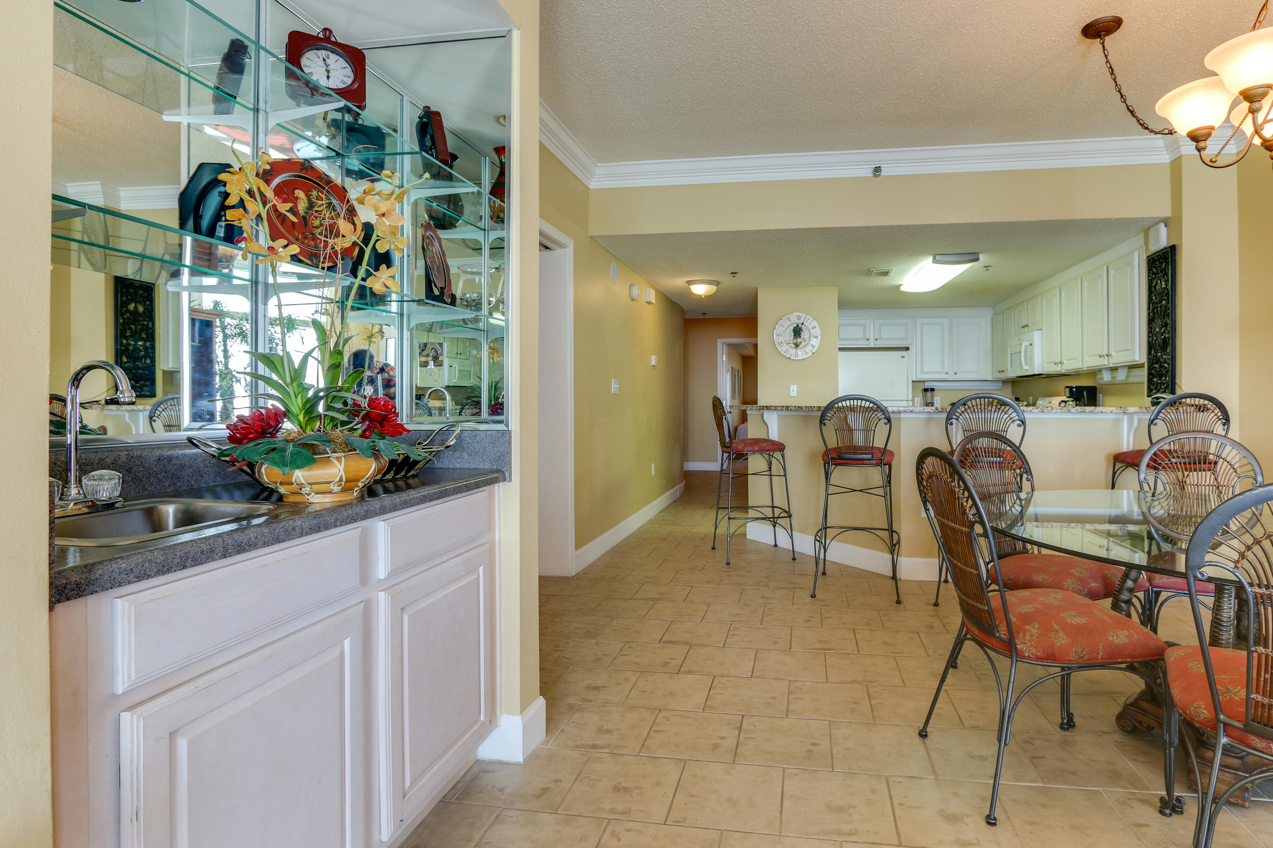 JADE EAST TOWERS CONDO - Residential