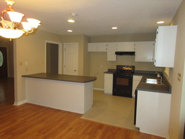 EAST BAY RIVER ESTATES - Residential