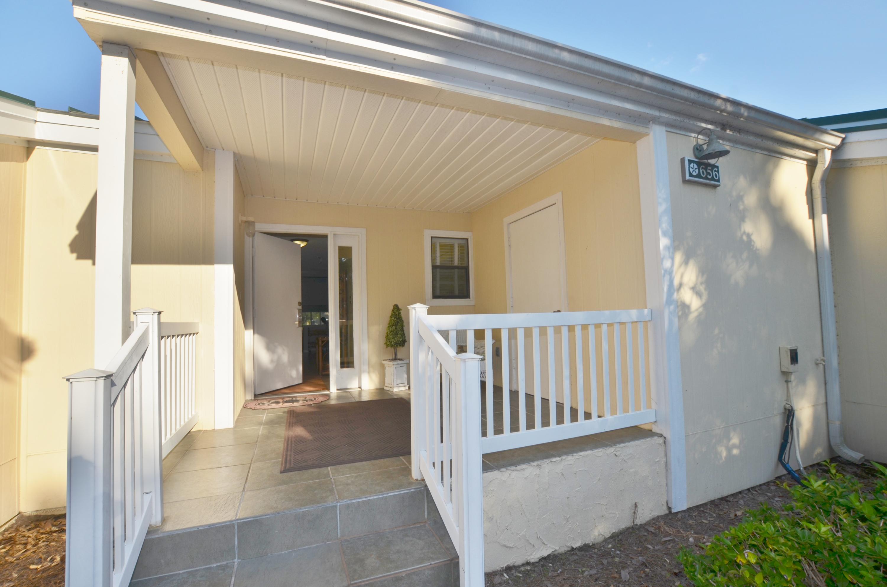 FULLY FURNISHED! This lovely 2 bedroom, 2 Bathroom 1 story townhouse features a Bunk Room!,open kitchen, and large screened in porch with a view of the lake.
Come see what all a Resort Community has to offer. Amenities included with the lease of this home are daily kayak, bike and boogie board rentals. Daily tennis court time, fitness club access (with spa and steam rooms), access to the resorts four pools, and discounts on golf, beach set-ups and more. This is in addition to any amenities specific to this property's neighborhood and is an exclusive offering with this listing. A one-time $100 Administrative Amenity applies.