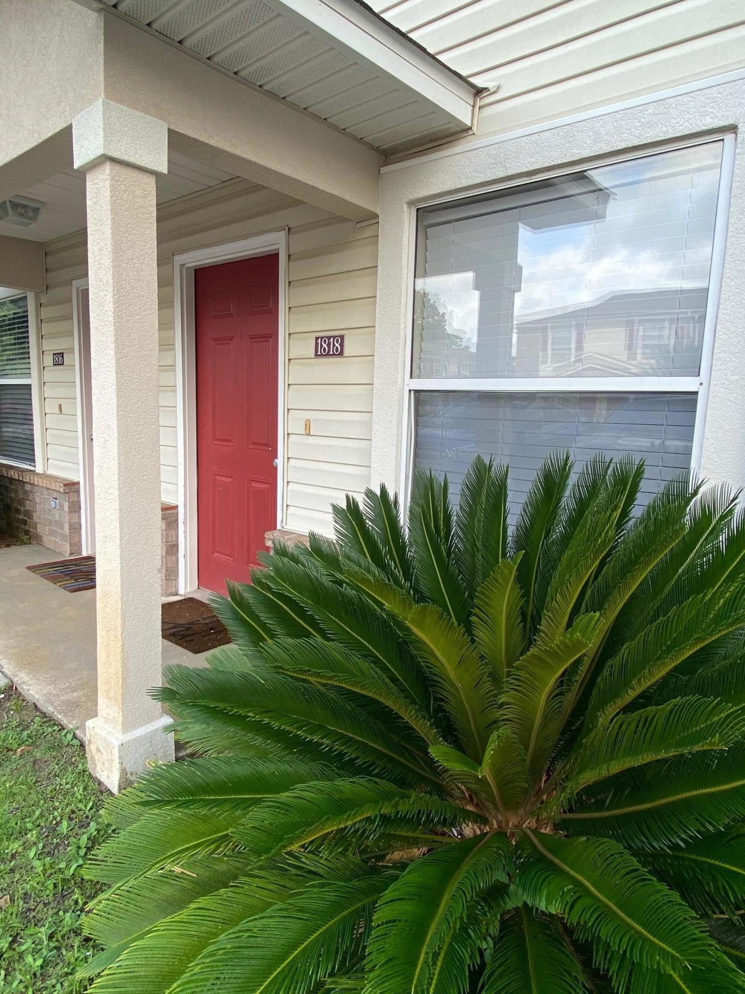 SHAY LIN T/H - Residential Lease
