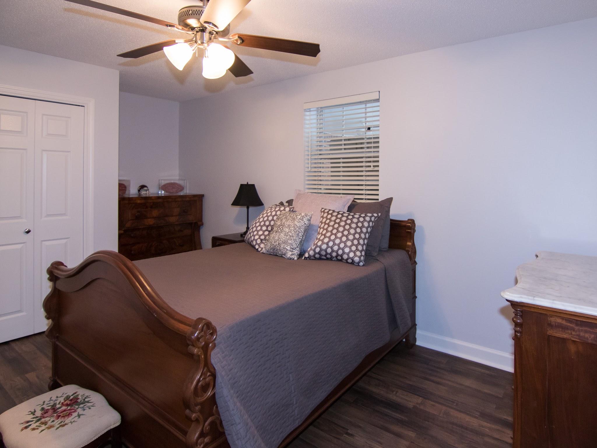 ROCKY BAYOU COUNTRY CLUB ESTATES 9 - Residential