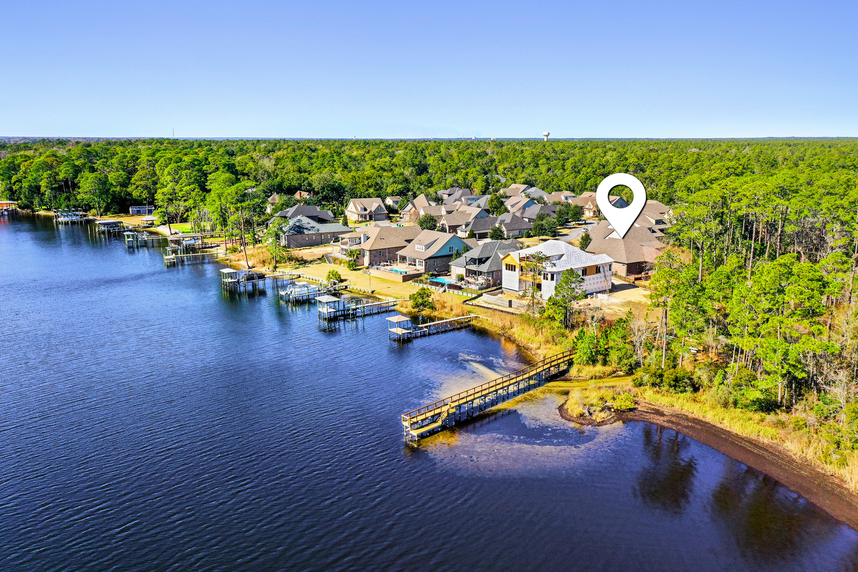 WATER'S EDGE - Residential