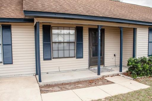 SHOAL WOOD ESTATES 1ST PH 1 - Residential Lease