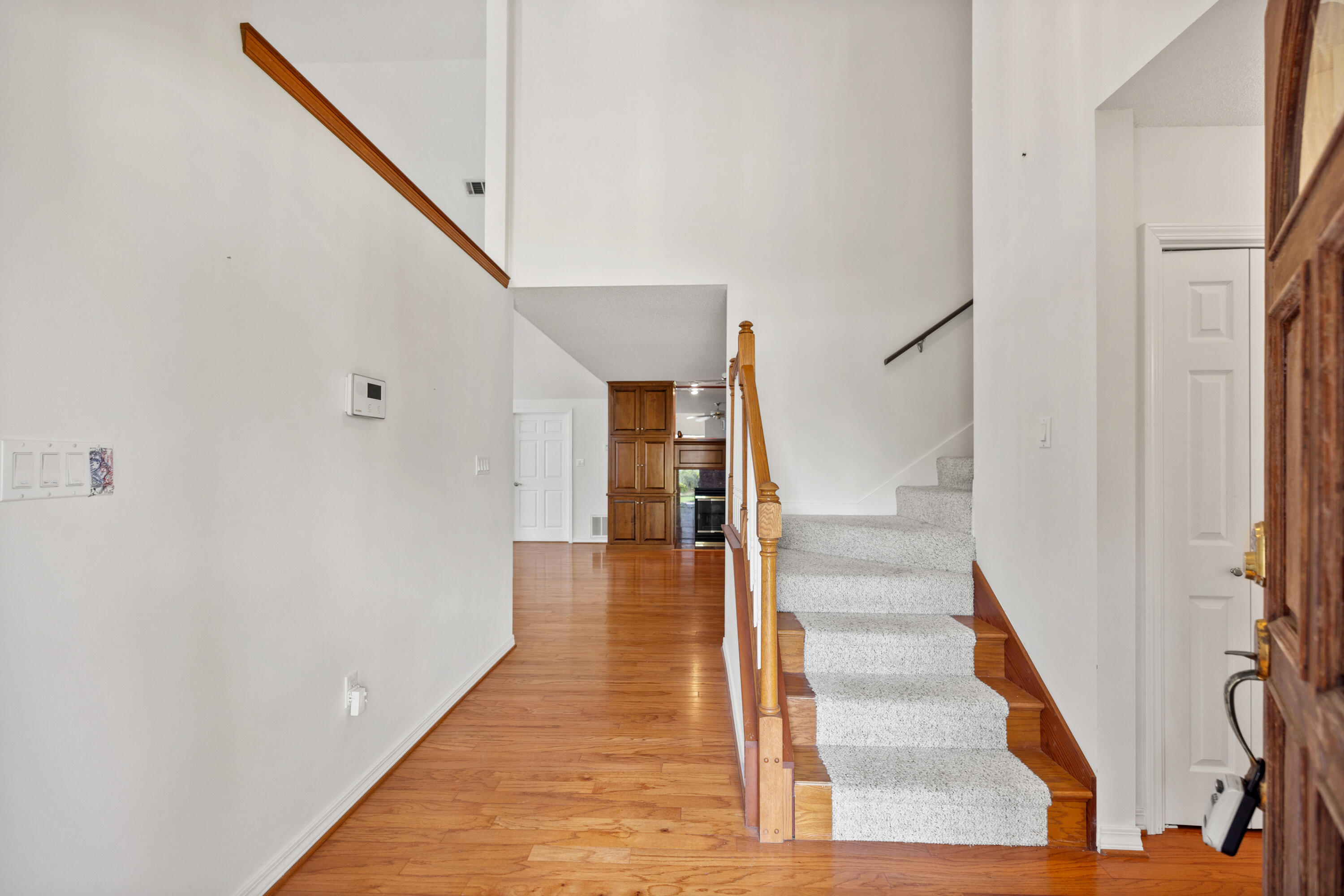 VALPARAISO PLAT # 6 LOT 1 BLK 1 AND COM NW COR - Residential Lease