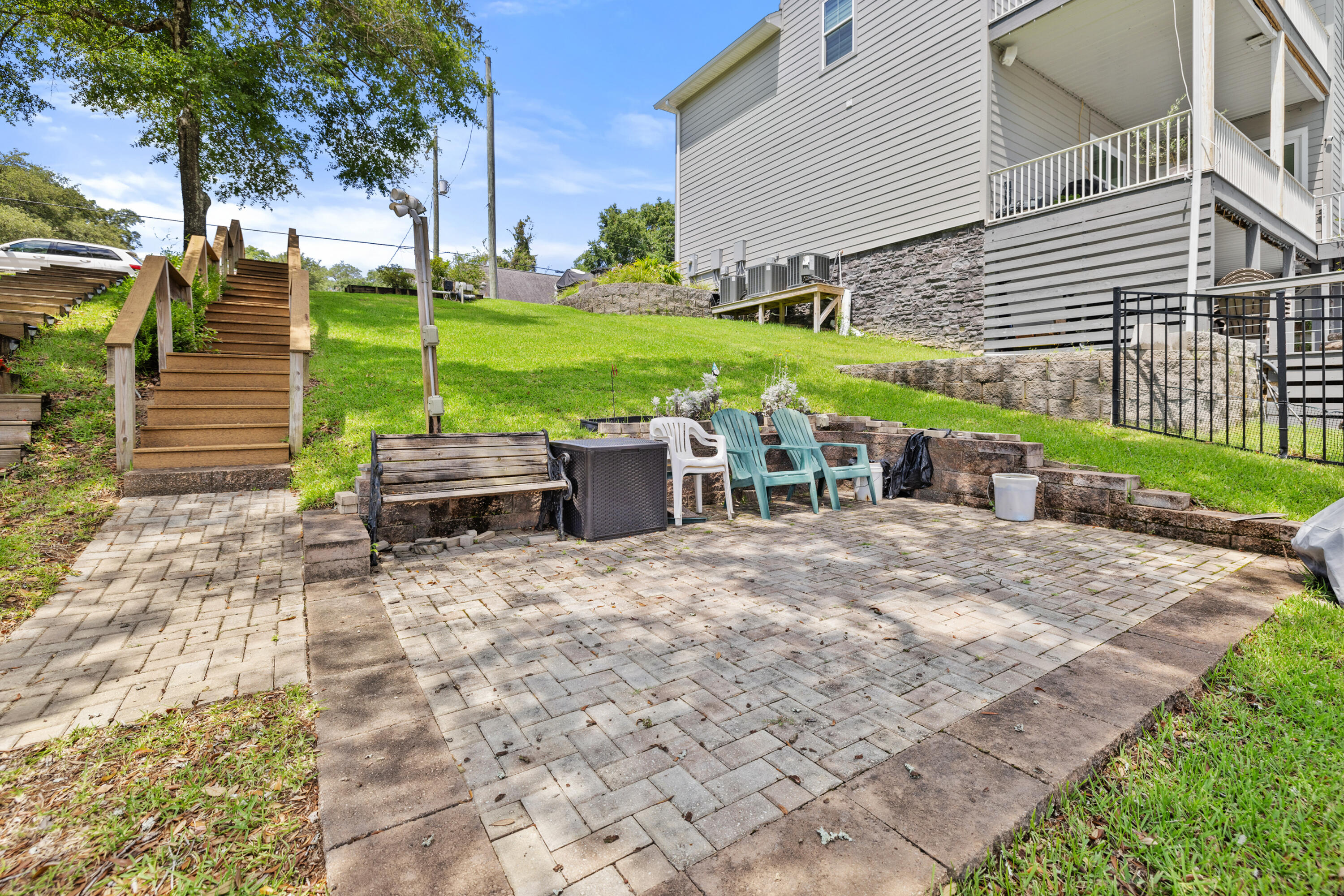 VALPARAISO PLAT # 6 LOT 1 BLK 1 AND COM NW COR - Residential Lease