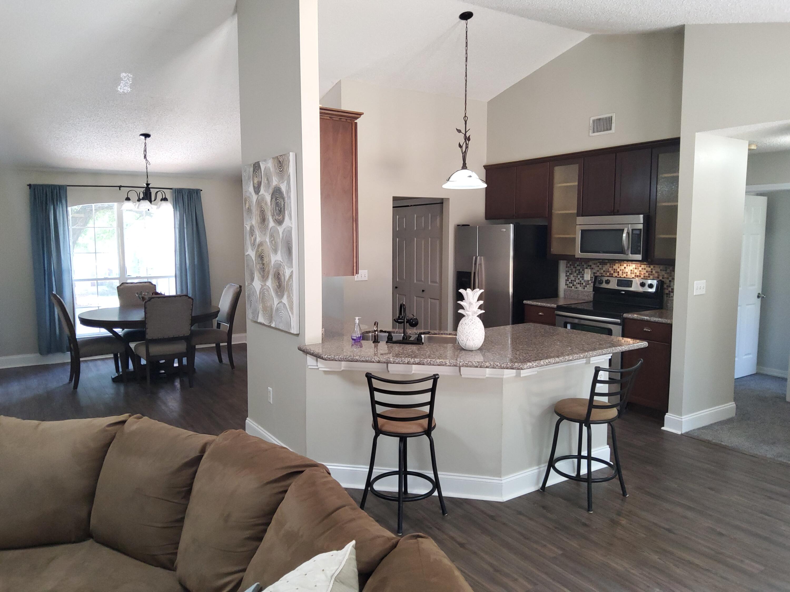 RIVERCHASE S/D PH 1 - Residential
