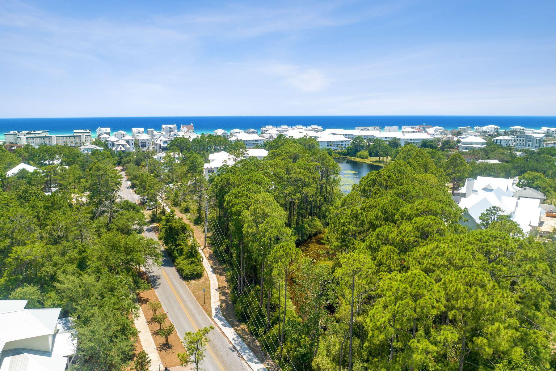 EASTERN LAKE ESTATES - Land