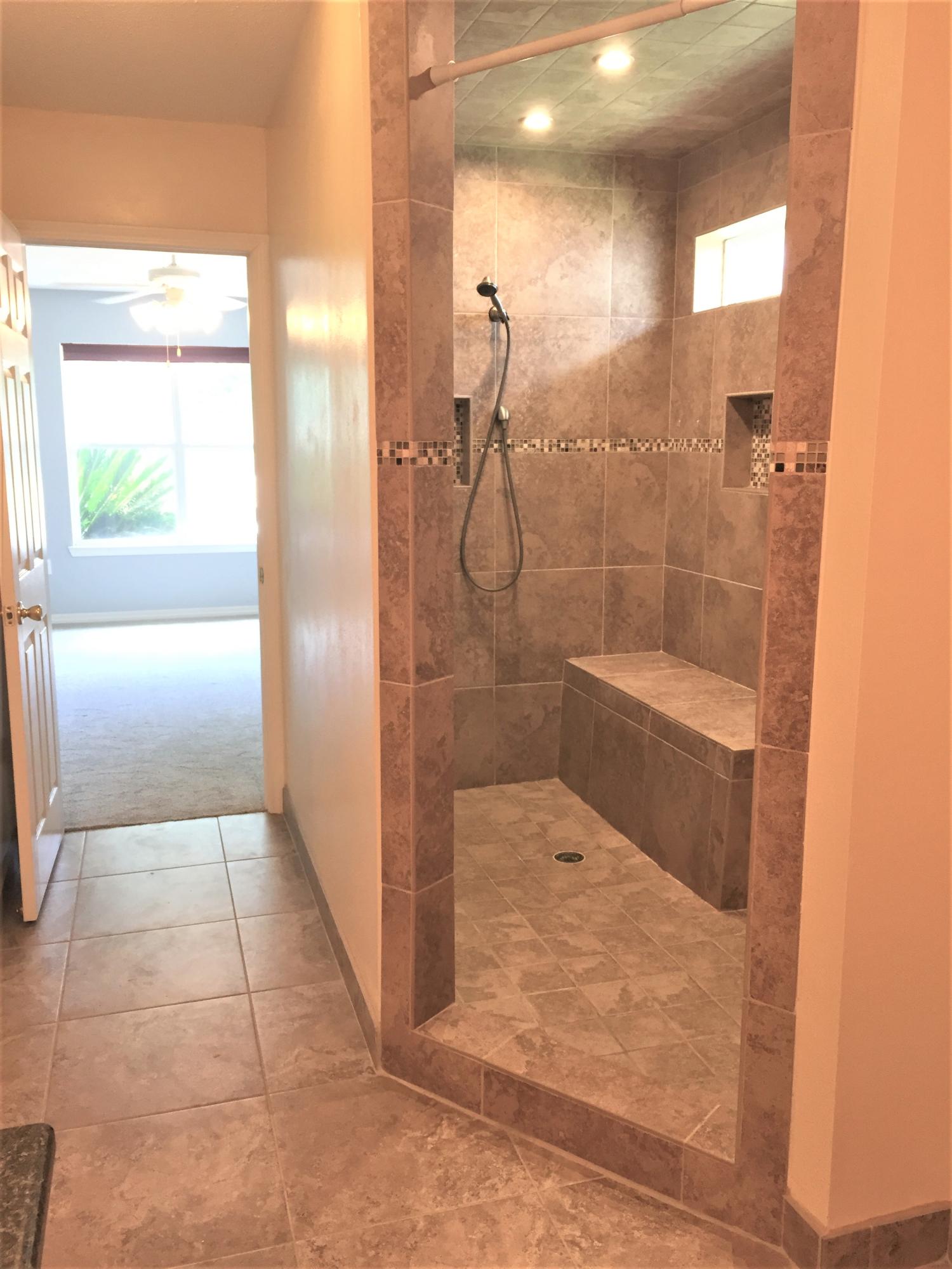 SUGAR CREEK S/D - Residential Lease