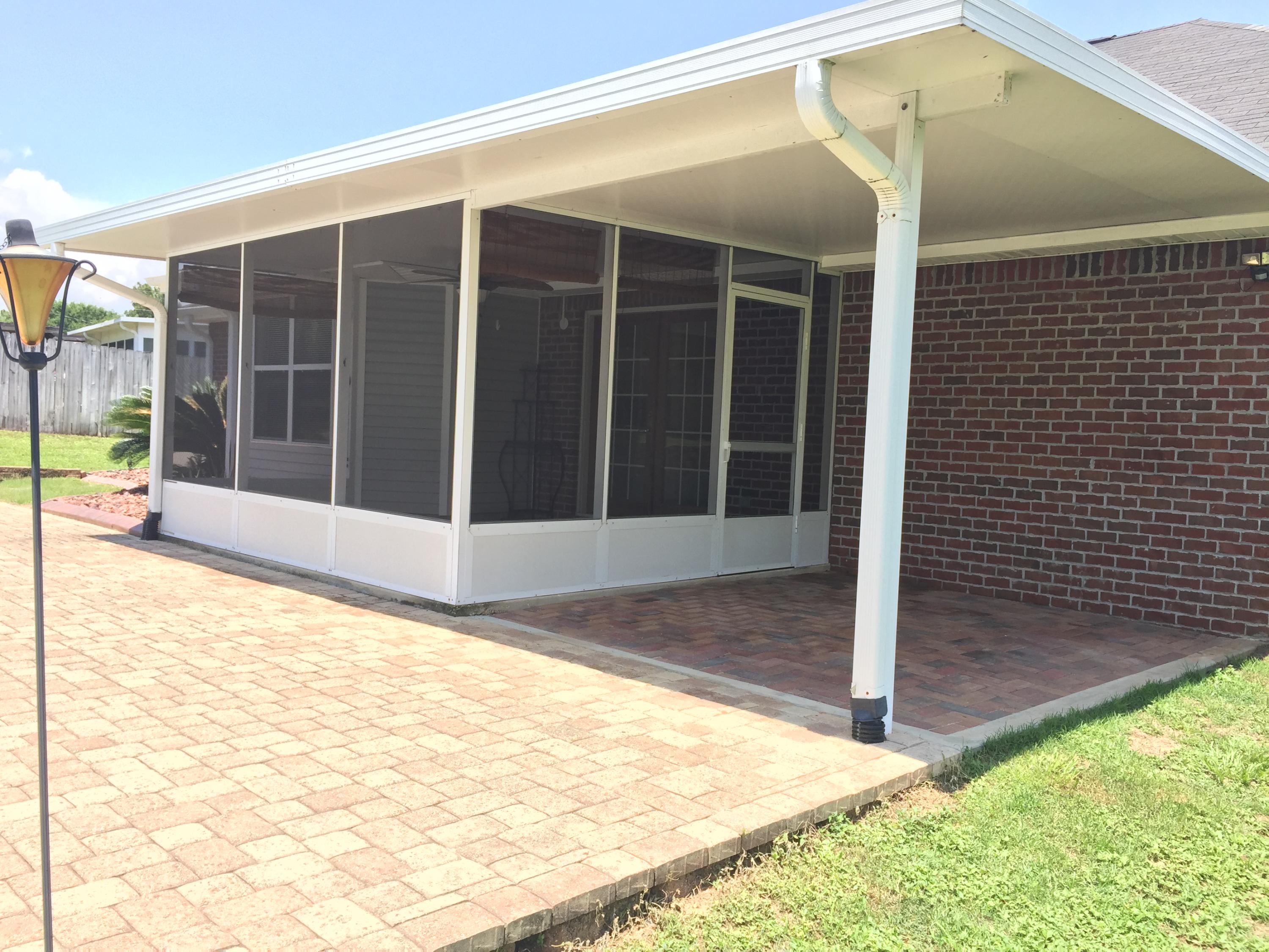 SUGAR CREEK S/D - Residential Lease