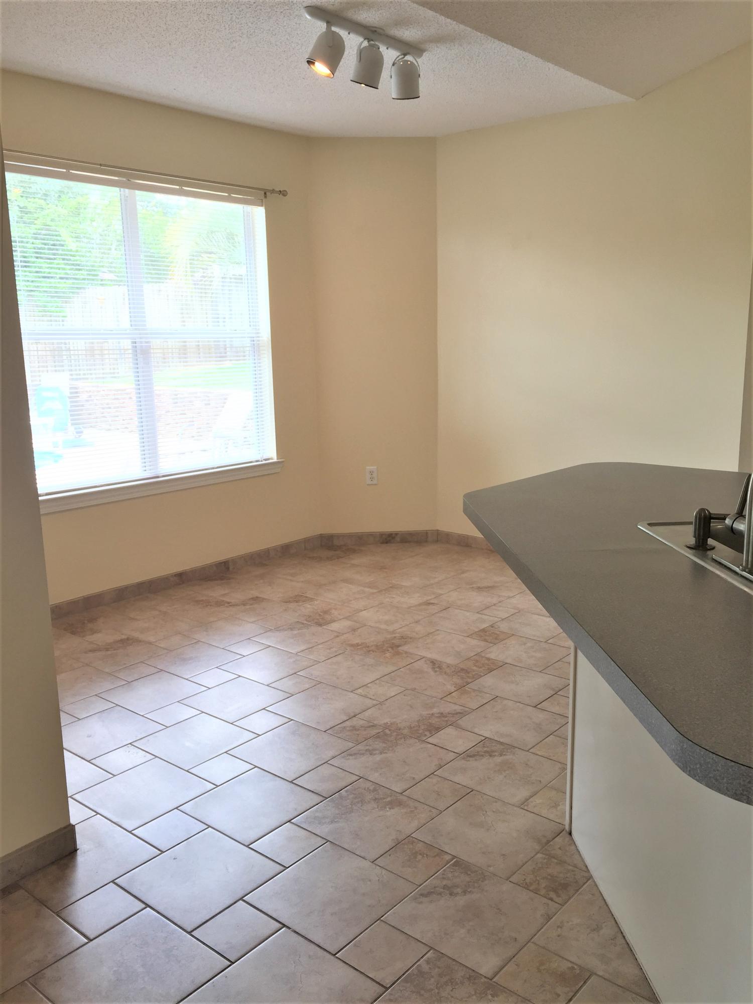SUGAR CREEK S/D - Residential Lease