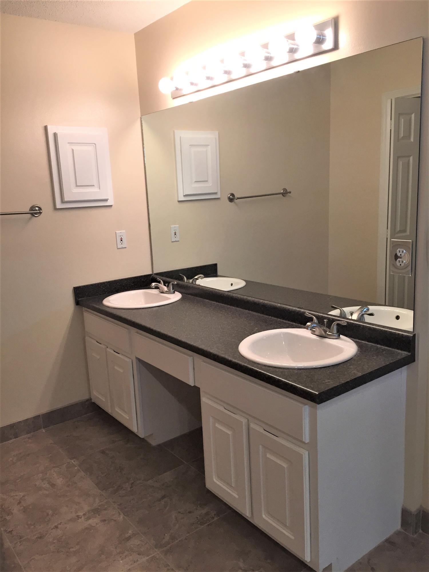 SUGAR CREEK S/D - Residential Lease