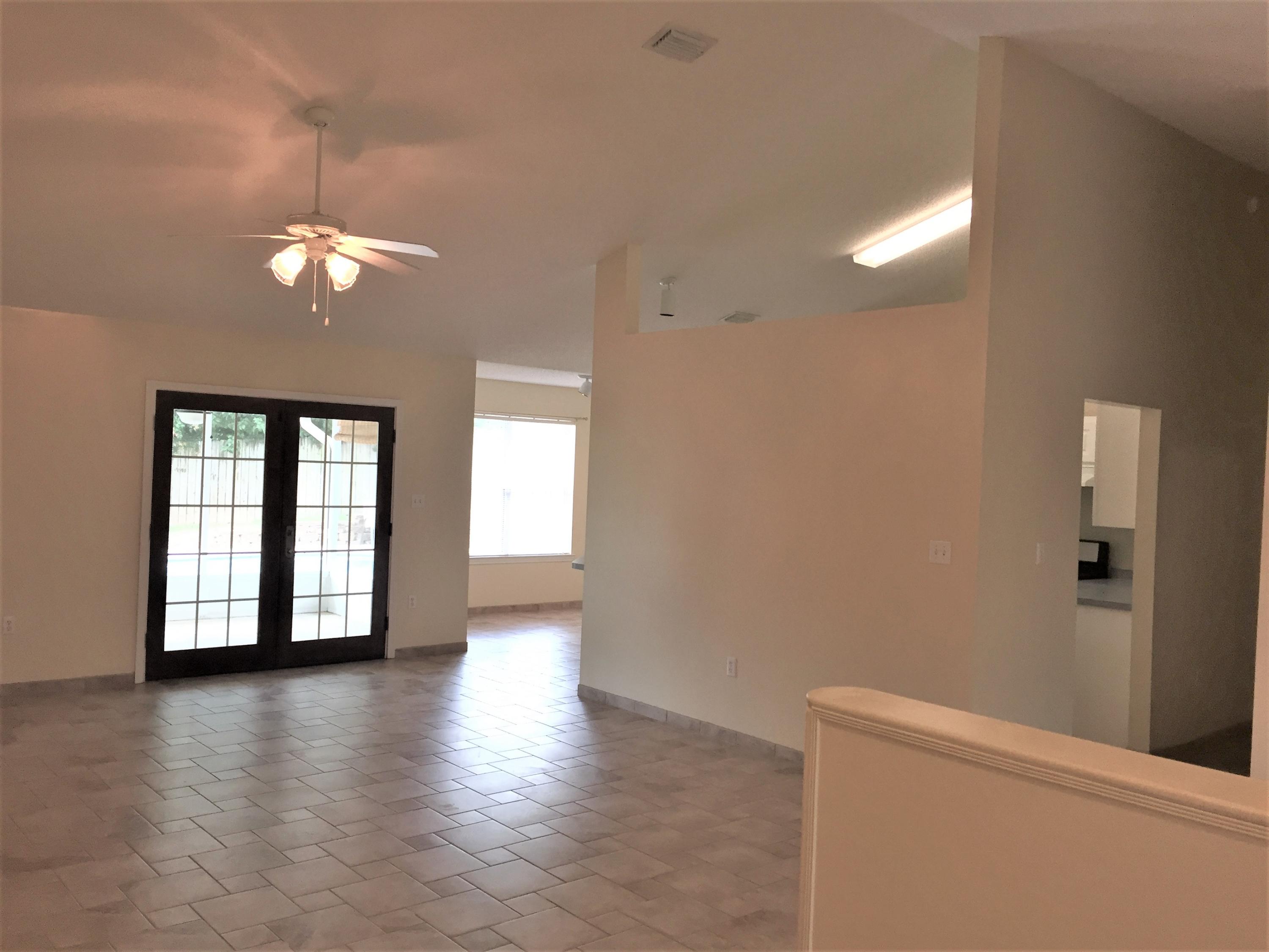 SUGAR CREEK S/D - Residential Lease