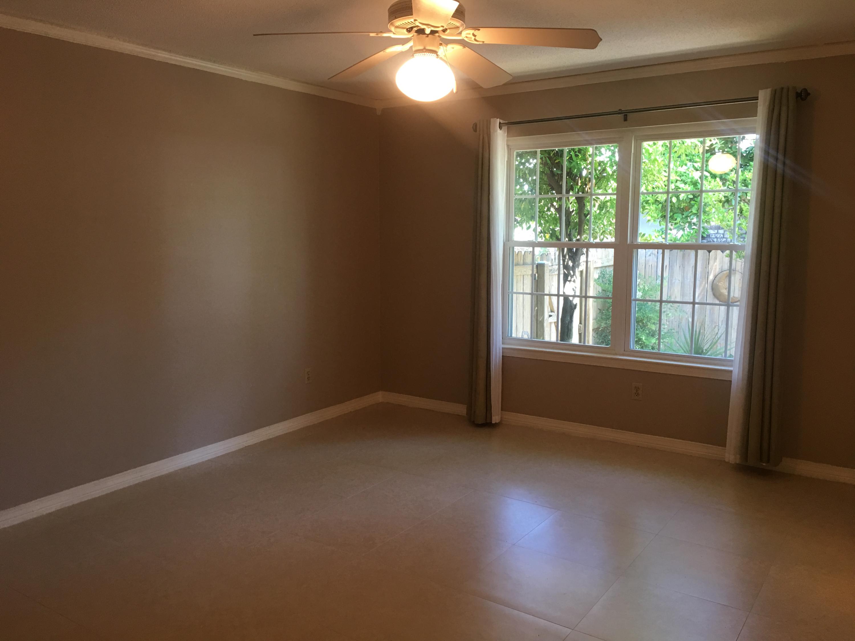 RUSHLIN PARK S/D PH 2 - Residential Lease