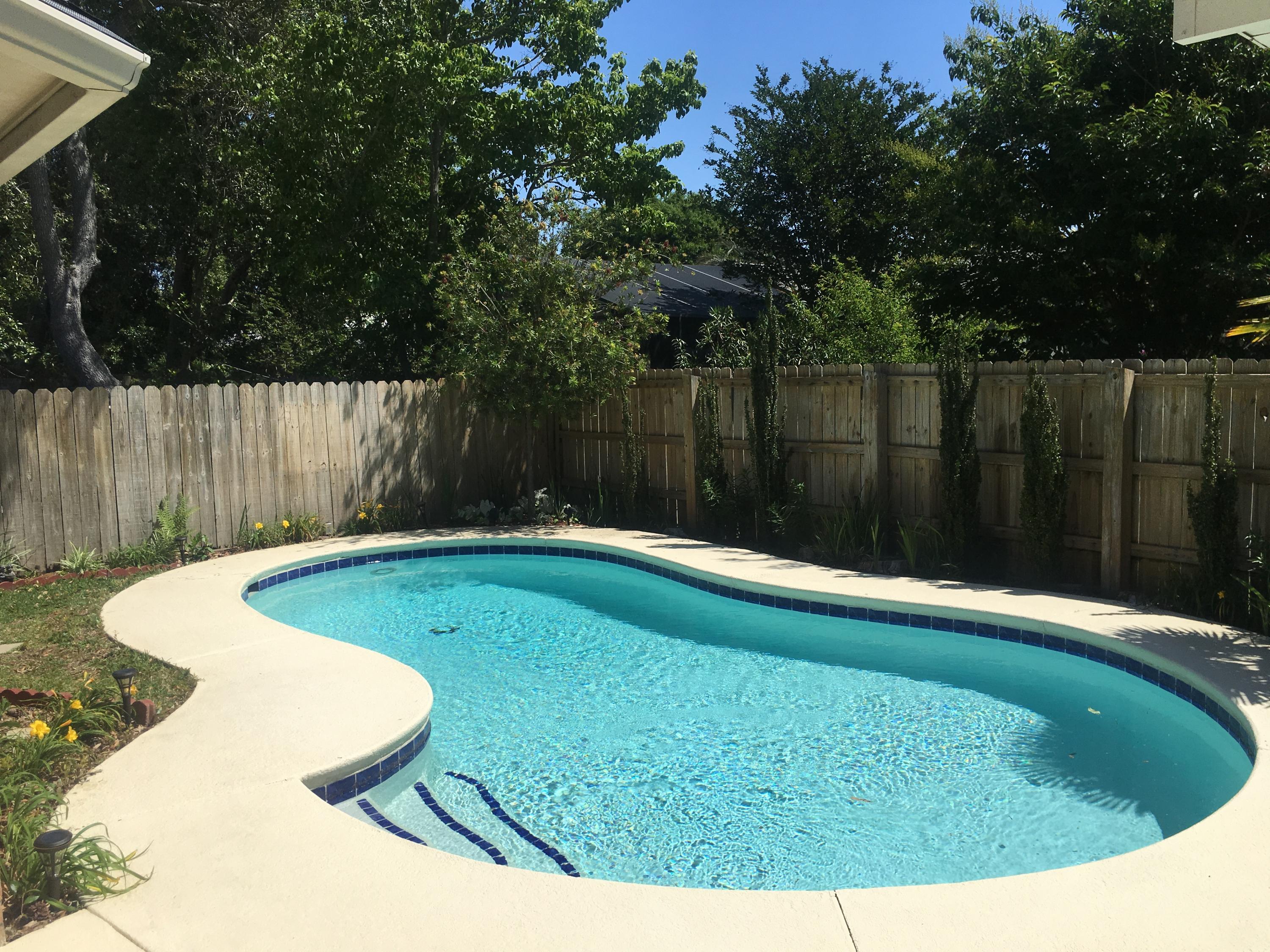 RUSHLIN PARK S/D PH 2 - Residential Lease