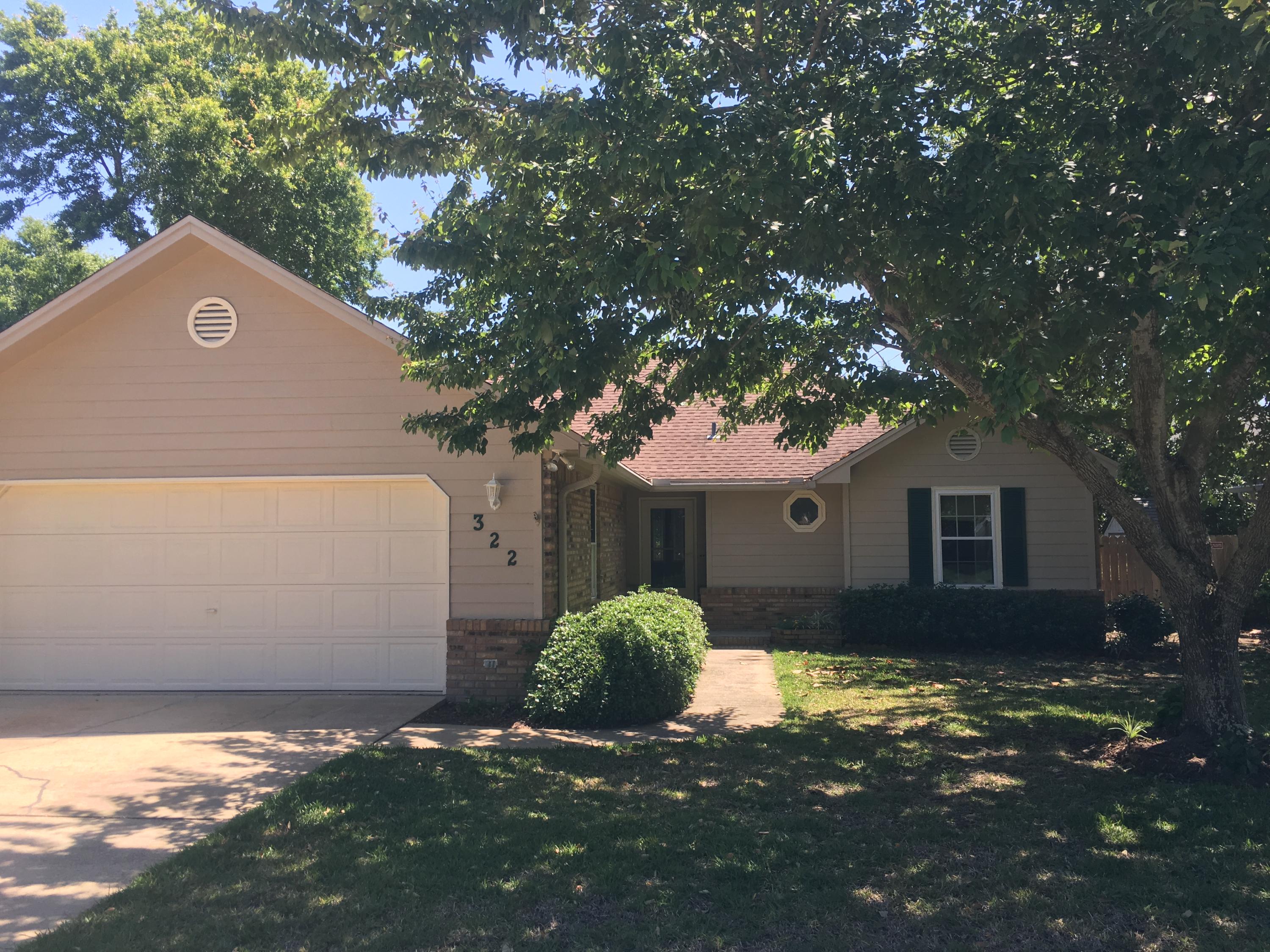 RUSHLIN PARK S/D PH 2 - Residential Lease