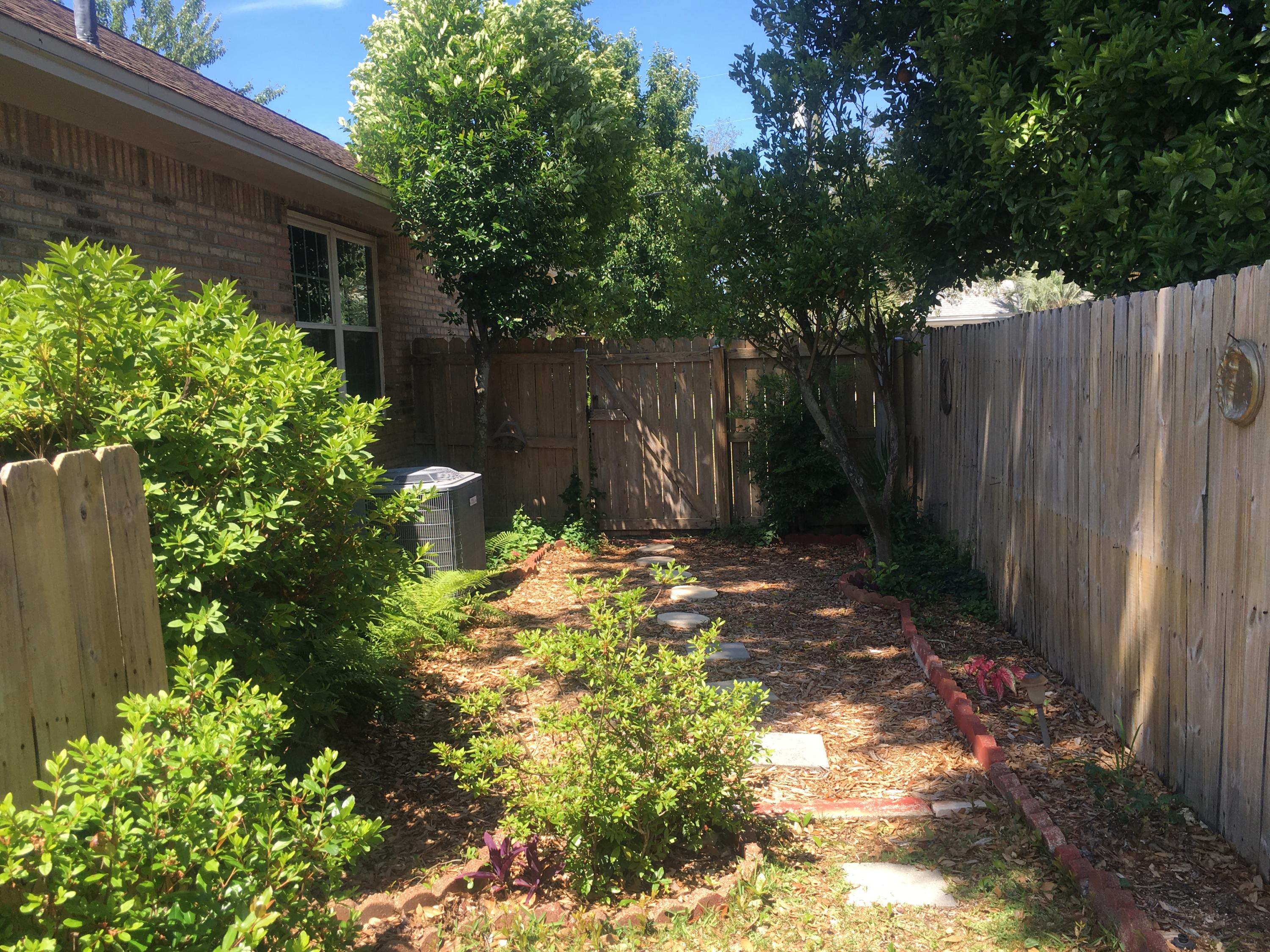 RUSHLIN PARK S/D PH 2 - Residential Lease