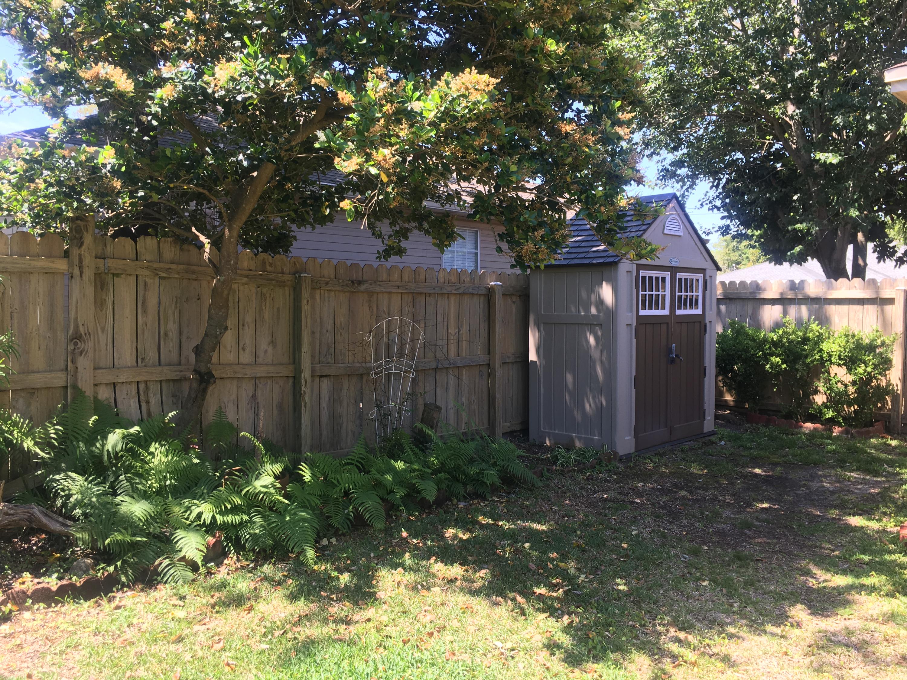 RUSHLIN PARK S/D PH 2 - Residential Lease