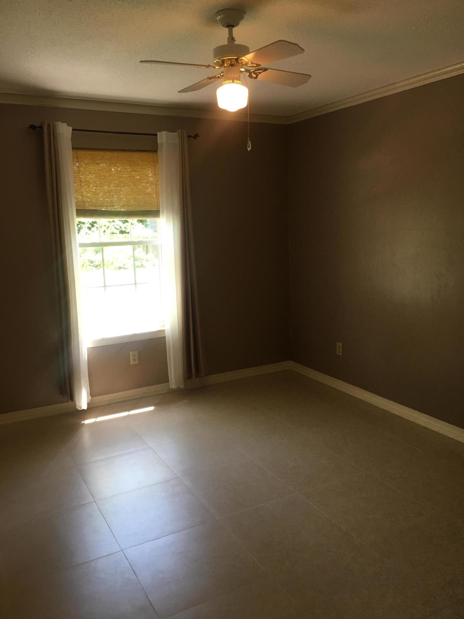 RUSHLIN PARK S/D PH 2 - Residential Lease