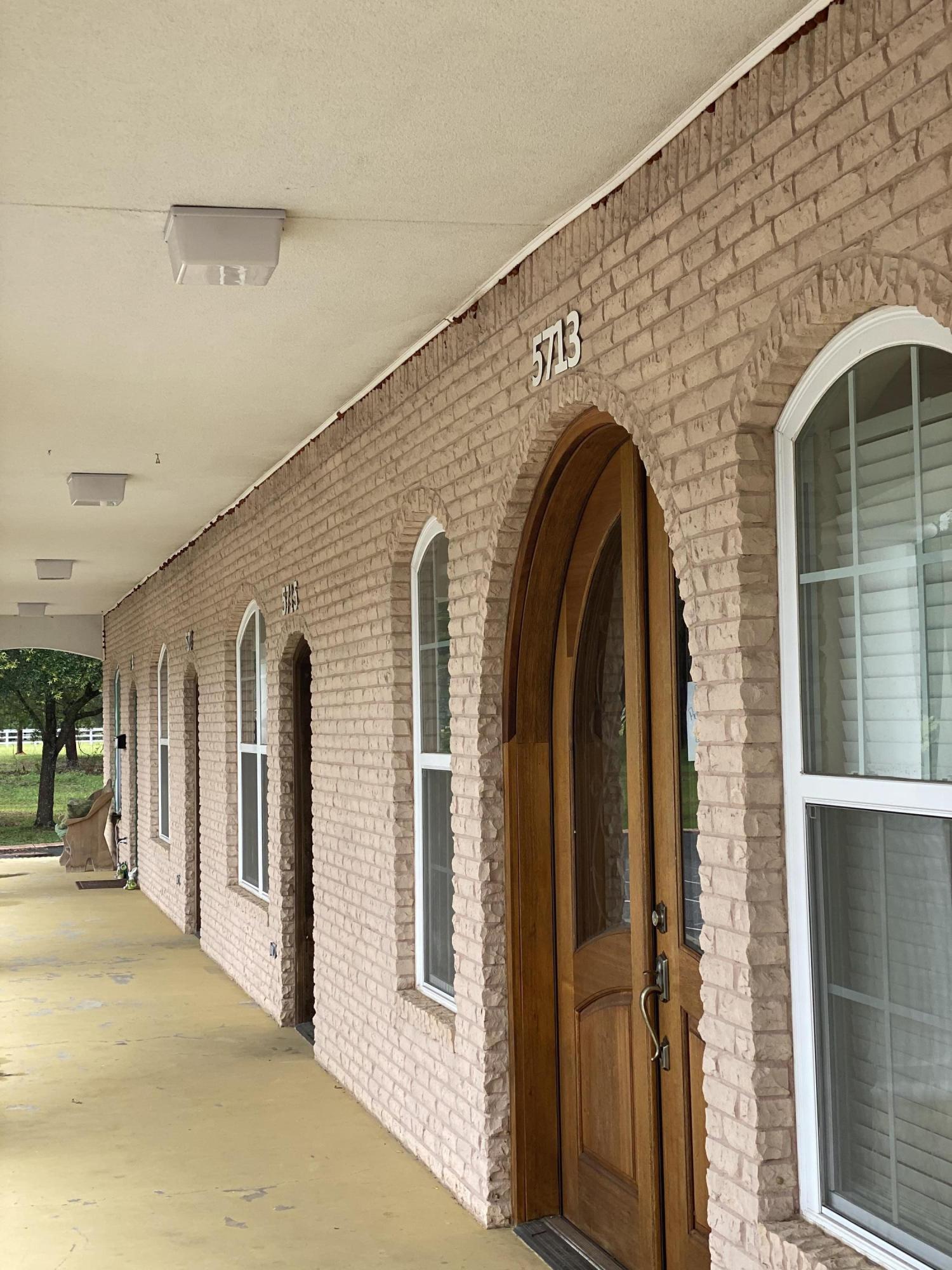 Commercial space right on Hwy 85!! Location Location Location!!! Retail or office space. Beautiful new building with tons of visibility for your business!!